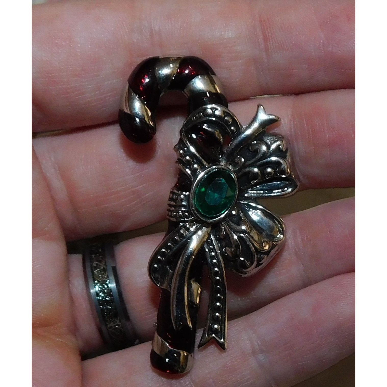 Other Vintage Silver Tone Candy Cane Brooch With Green Stone Size ONE SIZE - 5 Thumbnail