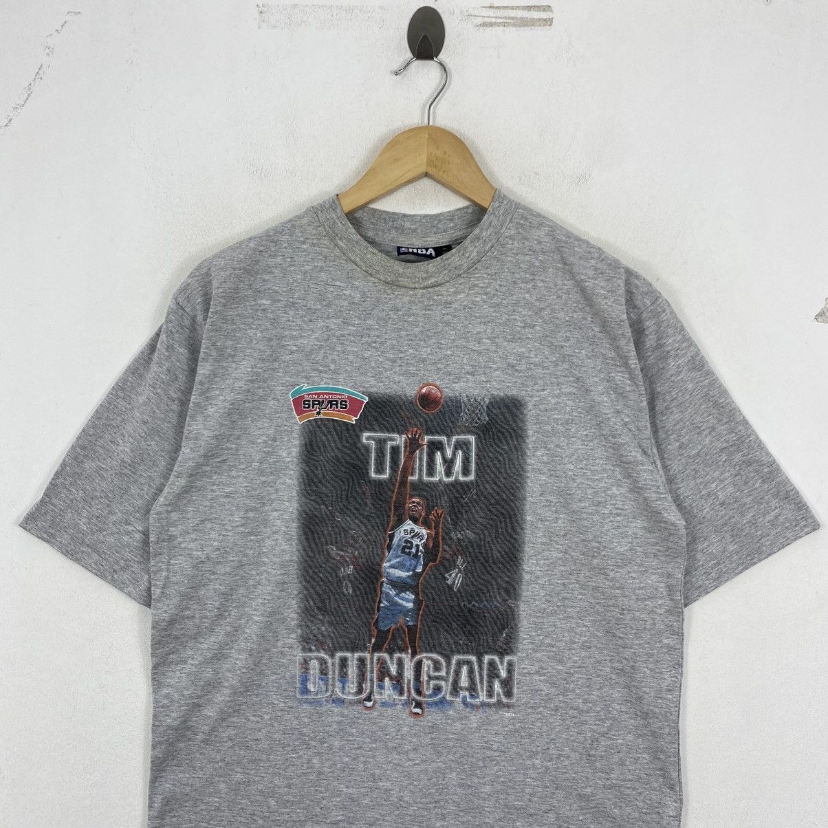 NBA Vintage 90s San Antonio Spurs Tim Duncan NBA T-Shirt Size M Size US M / EU 48-50 / 2 - 3 Thumbnail