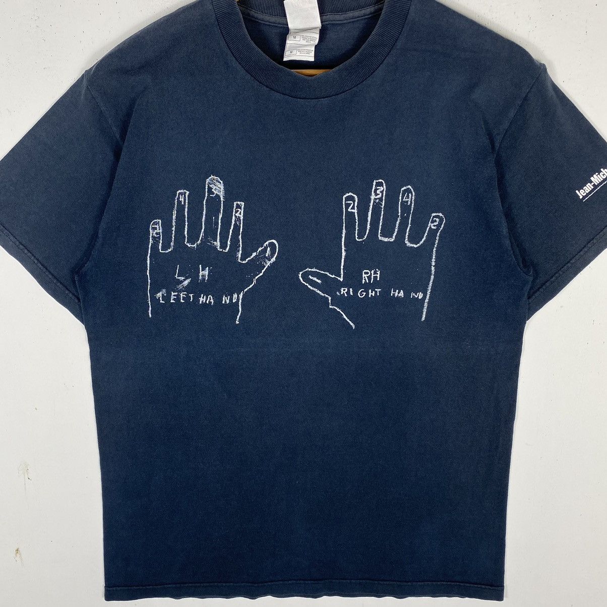 Jean-Michel Basquiat × Vintage Vintage 00's JEAN-MICHEL BASQUIAT Left Hand Right Hand Tee Size US M / EU 48-50 / 2 - 3 Thumbnail