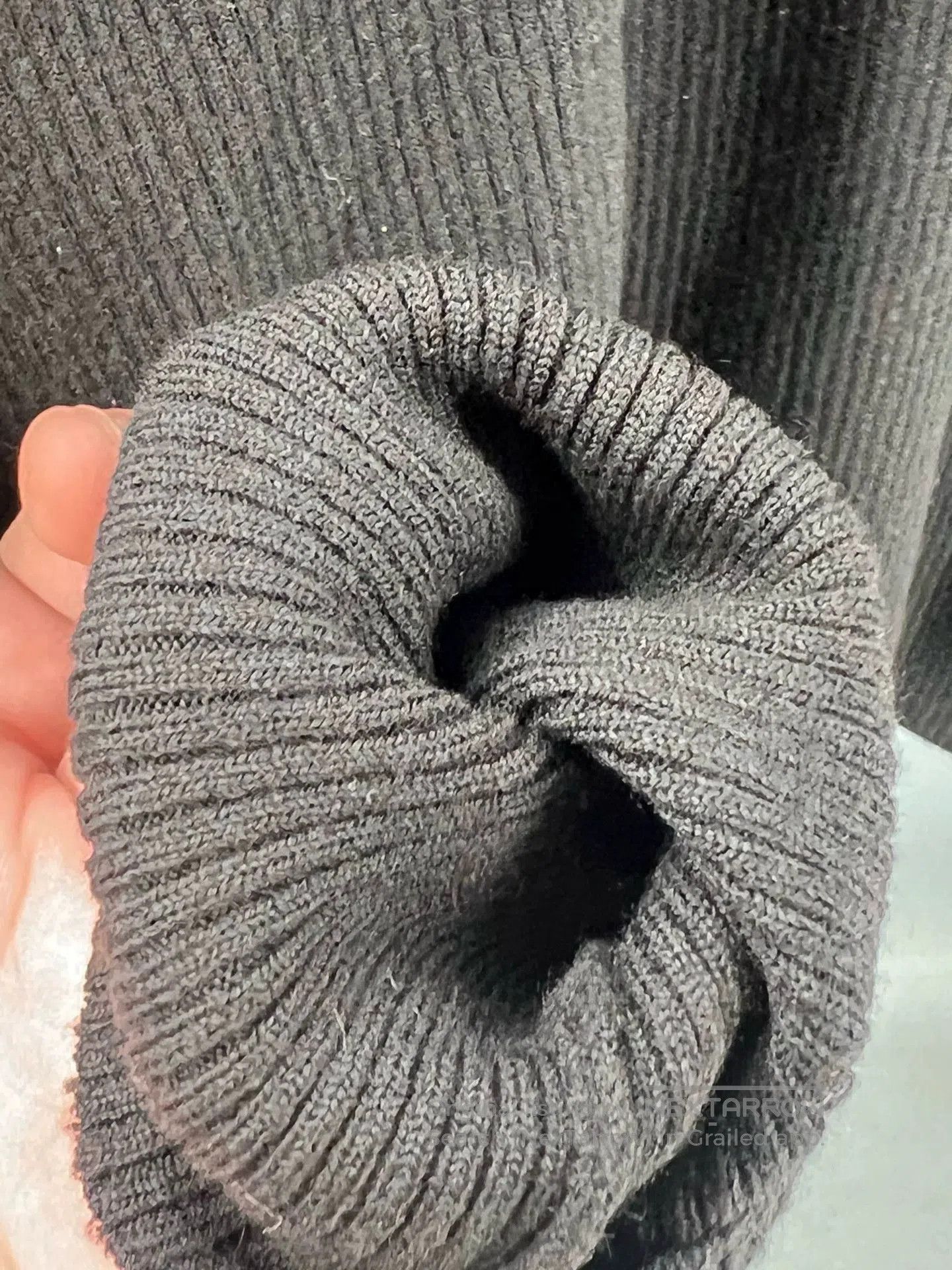 Bottega Veneta black wool blend v-neck knit sweater. Size US S / EU 44-46 / 1 - 3 Thumbnail