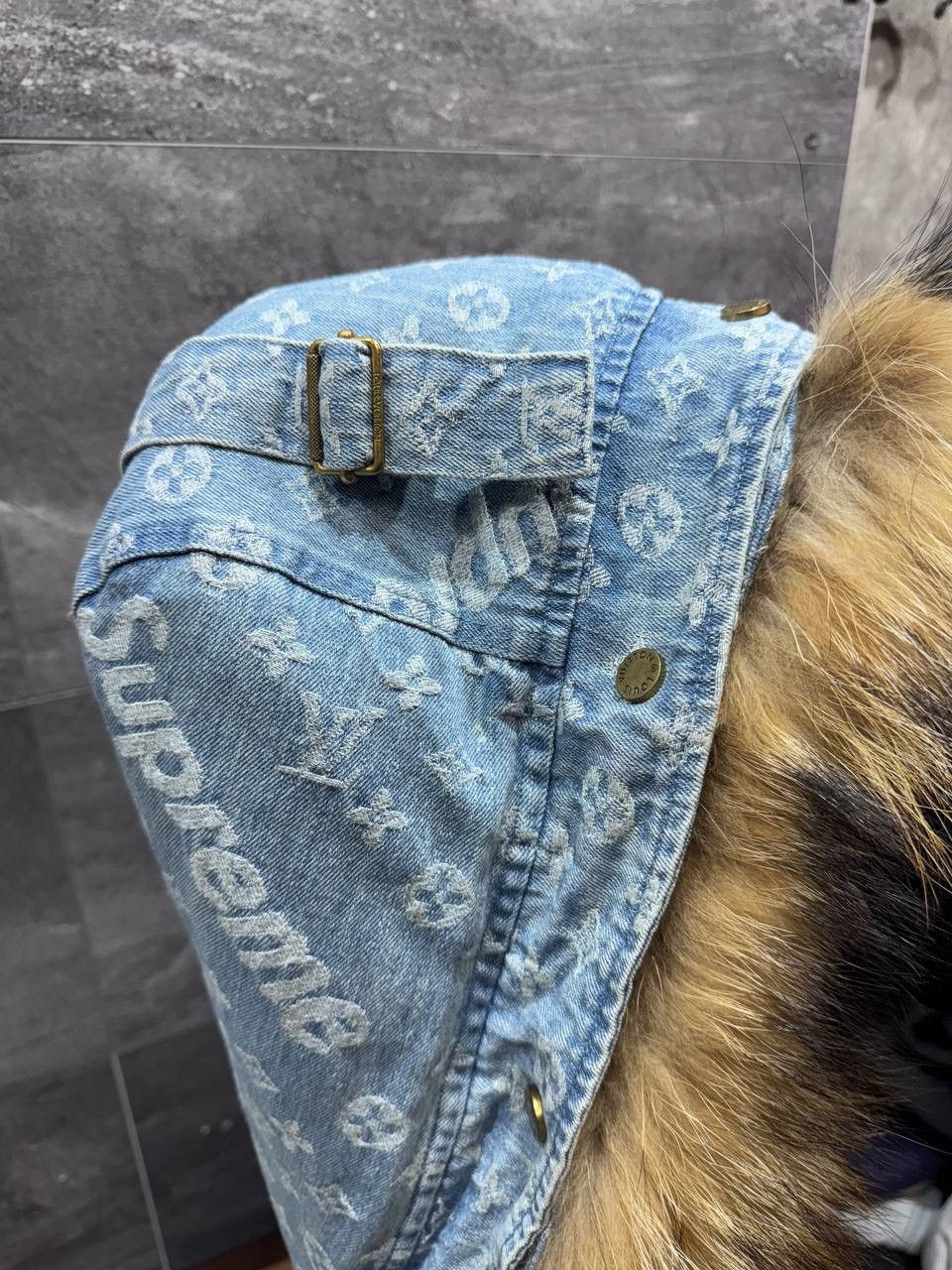 Louis Vuitton Louis Vuitton x Supreme Jacquard Denim N-3B Parka Size US L / EU 52-54 / 3 - 20 Thumbnail