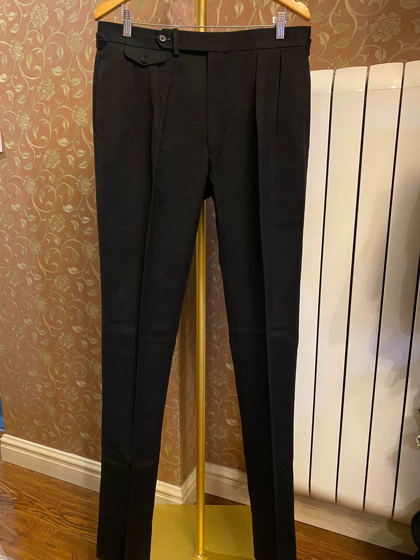 Ralph Lauren Purple Label Ralph Lauren Purple Label Linen Trousers Size US 34 / EU 50 - 1 Thumbnail