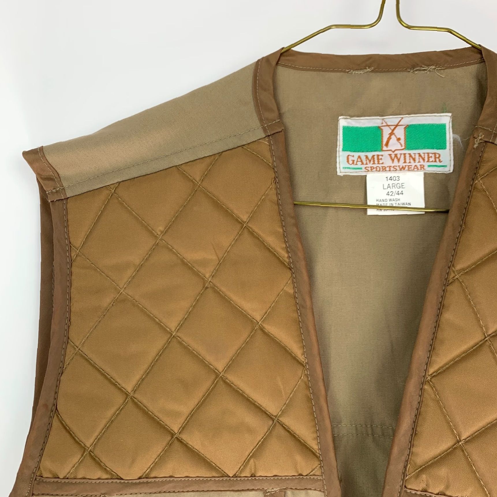 Vintage VINTAGE Game Winner Hunting Vest Shirt Mens Large 42/44 Brown 1970s Outdoor Polyester Quilted Field Jacket Size US L / EU 52-54 / 3 - 2 Thumbnail