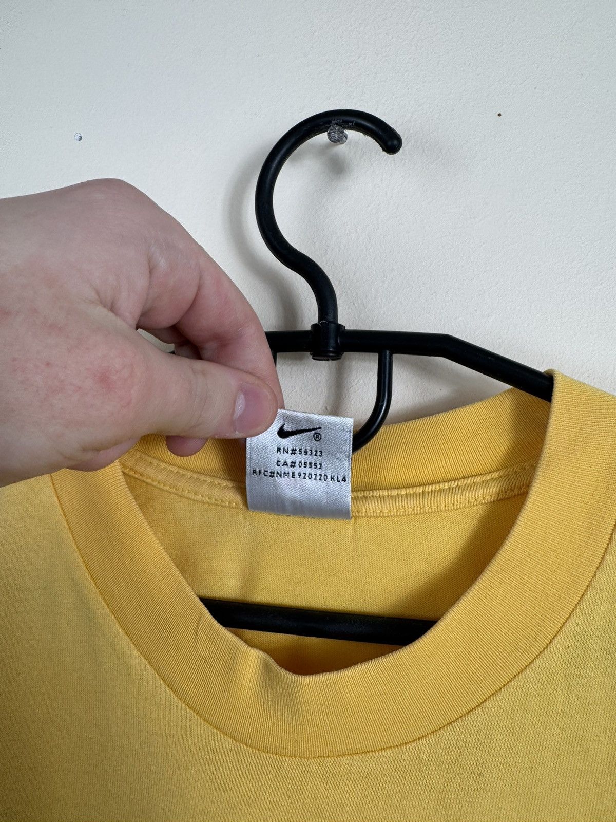 Nike Vintage Nike T shirt Centre Logo Peach Streetwear M Size US M / EU 48-50 / 2 - 9 Thumbnail