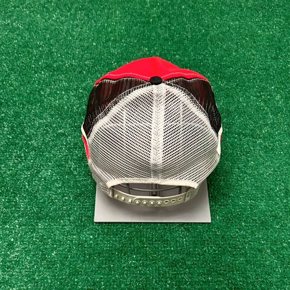 Vintage VINTAGE Trucker Hat USA Gave Up Women and Drinking Humor Truck Stop Three Stripe Red One Size Mens Size ONE SIZE - 3 Thumbnail