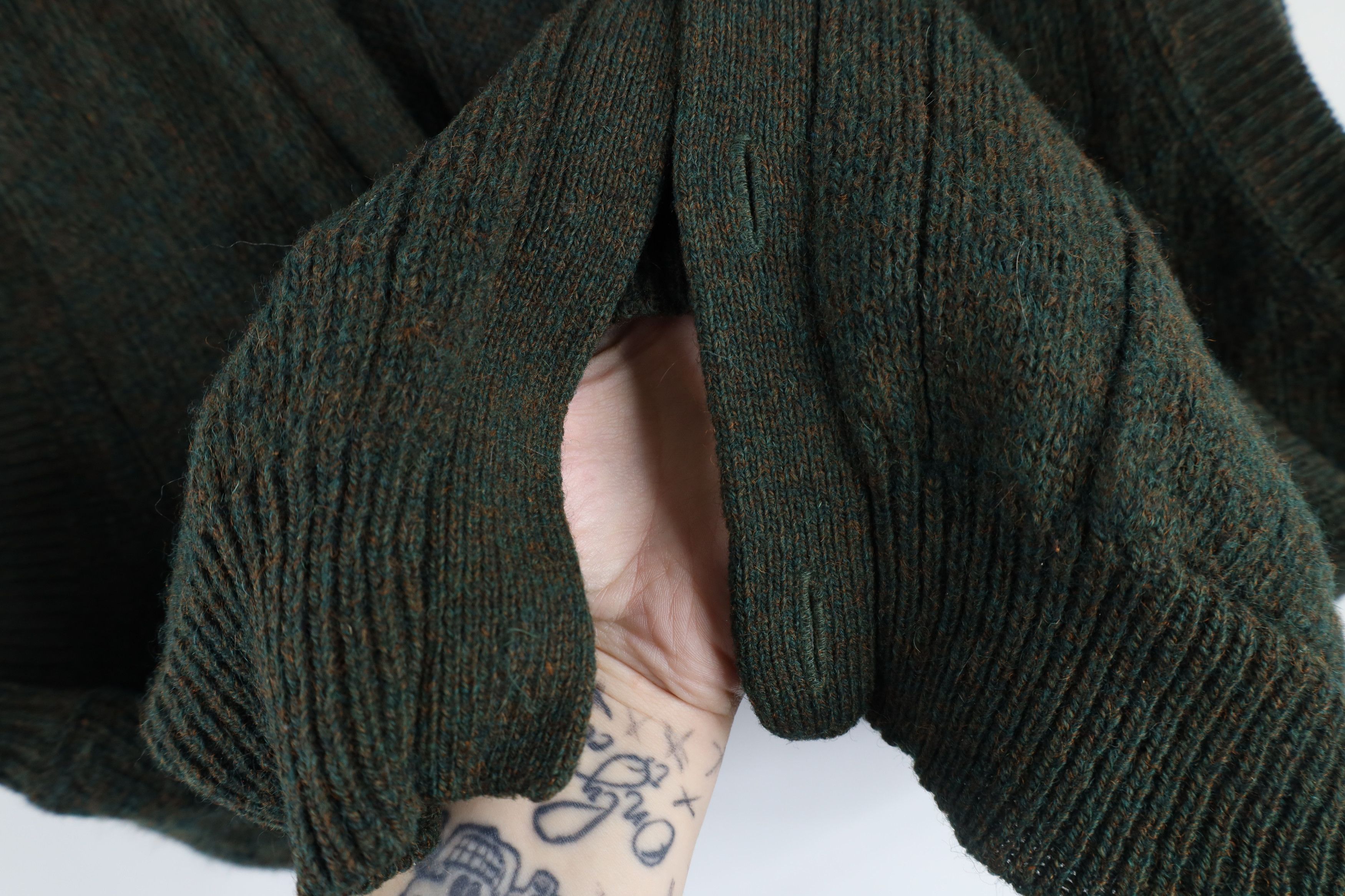Vintage Vintage 90s Streetwear Wool Knit Cardigan Sweater Vest Green Size US XL / EU 56 / 4 - 5 Thumbnail