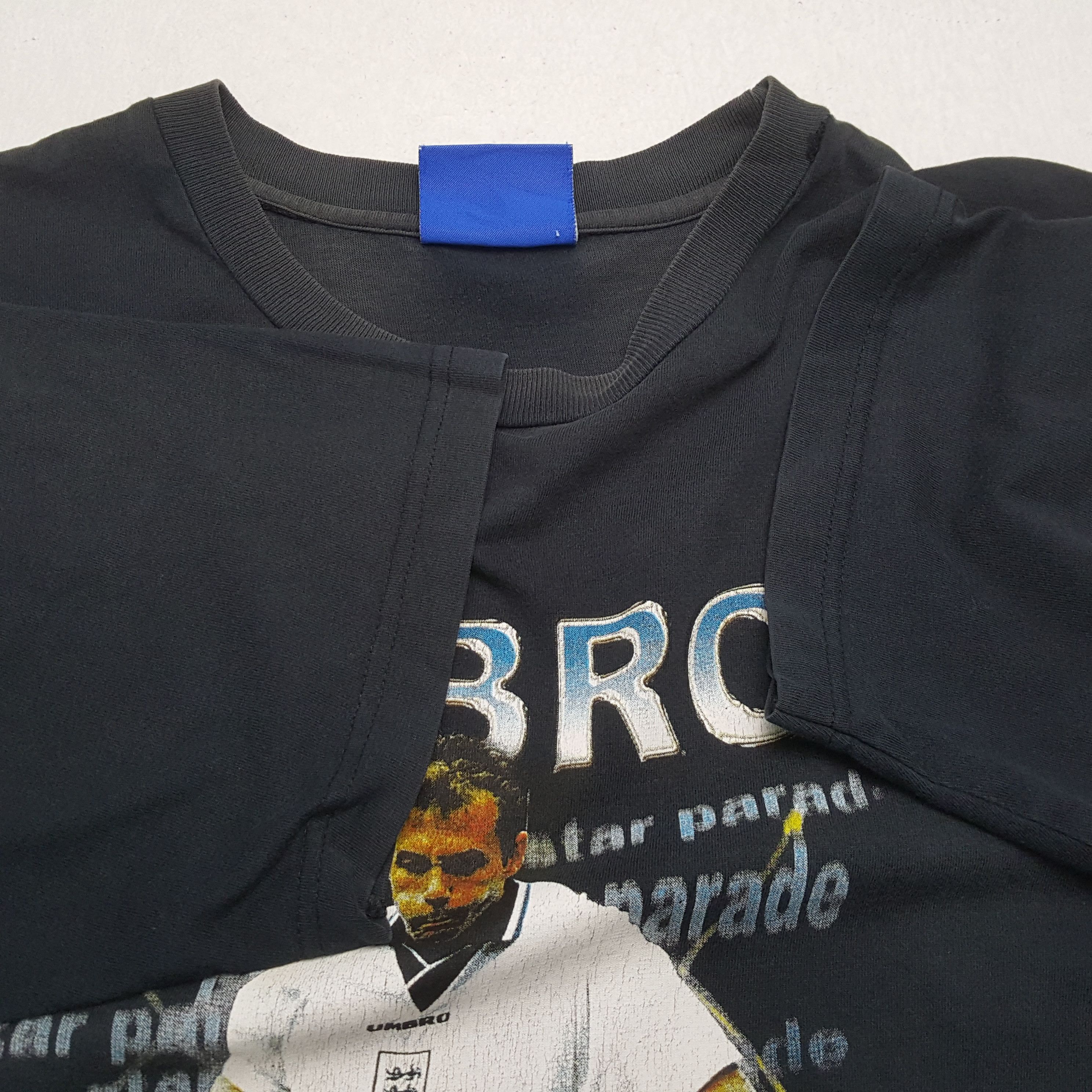 Umbro × Vintage Umbro ALAN SHEARER England Football Player Tshirt Size US L / EU 52-54 / 3 - 7 Thumbnail