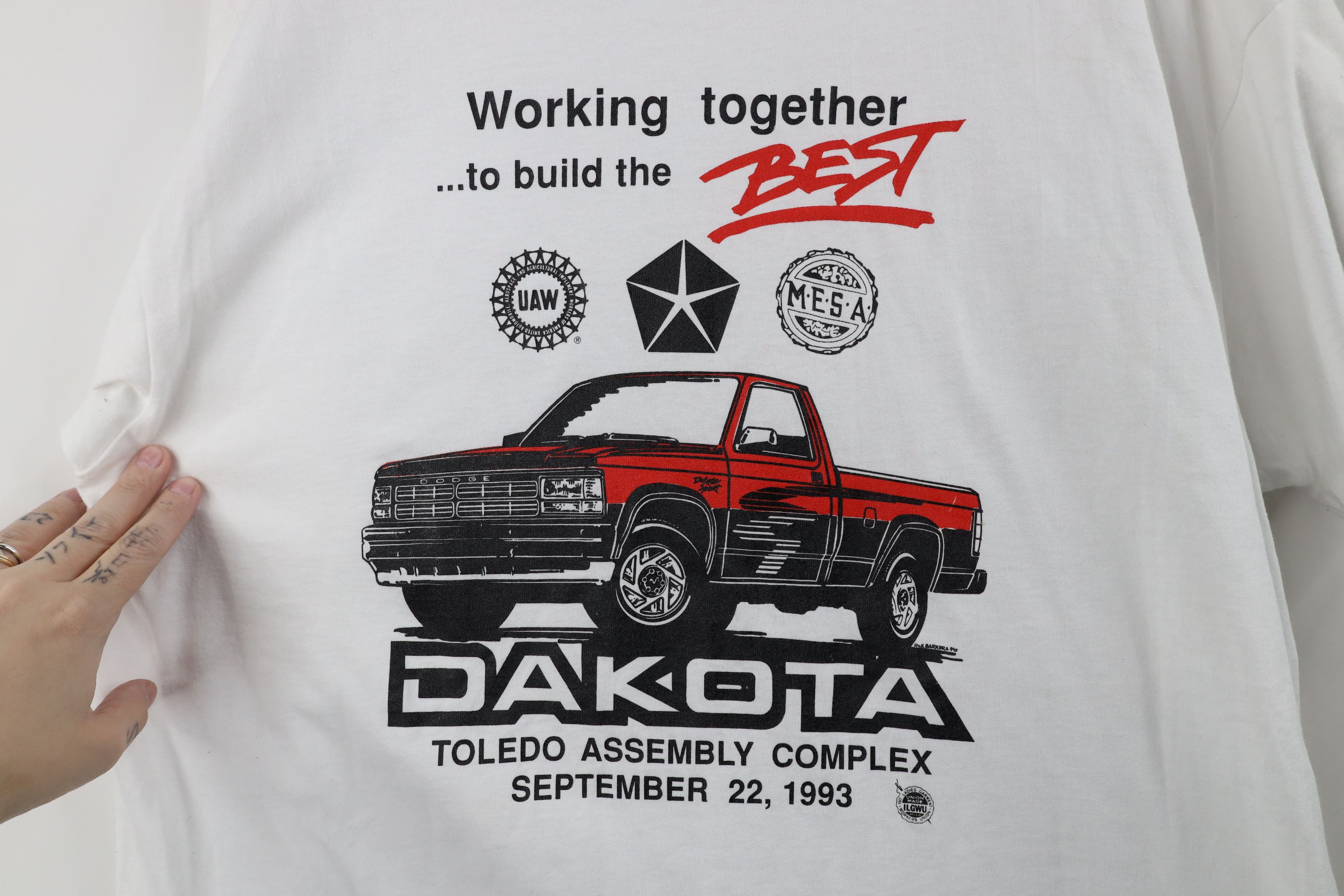 Vintage Vintage 90s Dakota Sport Truck Short Sleeve T-Shirt USA Size US XL / EU 56 / 4 - 4 Thumbnail