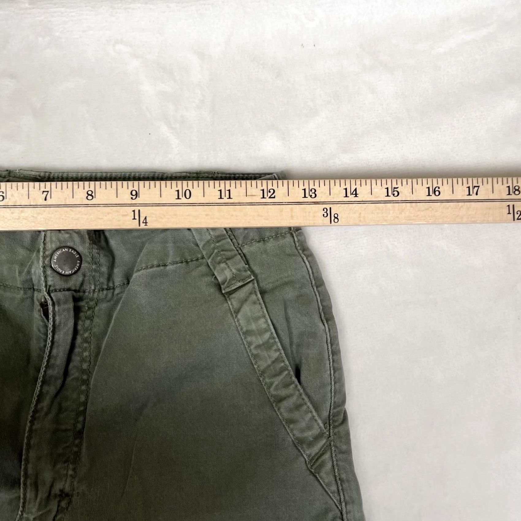 American Eagle Outfitters American Eagle Outfitters Cargo Pants Womens 00 Green Baggy Wide Leg Stretch Twill Pockets Logo Relaxed Casual Size 24" / US 00 / IT 34 - 3 Thumbnail