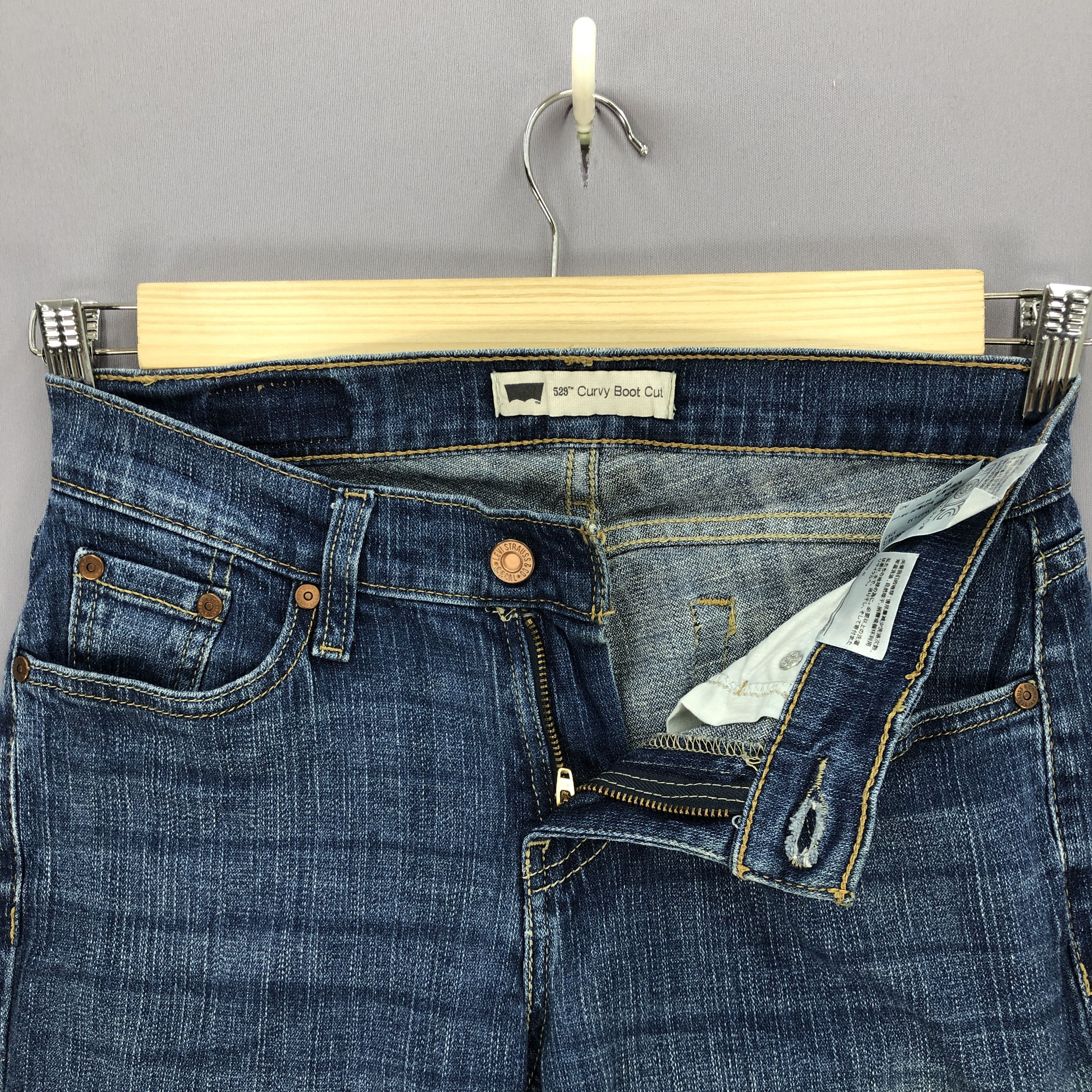 Levi's Vintage Levis Curvy Boot Cut Jeans Flare Bell Bottom Denim Size 28" / US 6 / IT 42 - 5 Thumbnail