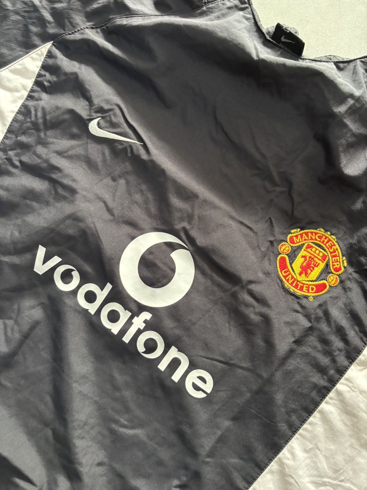 Nike Nike Rare 2002 ManchesterUnited Training Top Size US M / EU 48-50 / 2 - 3 Thumbnail