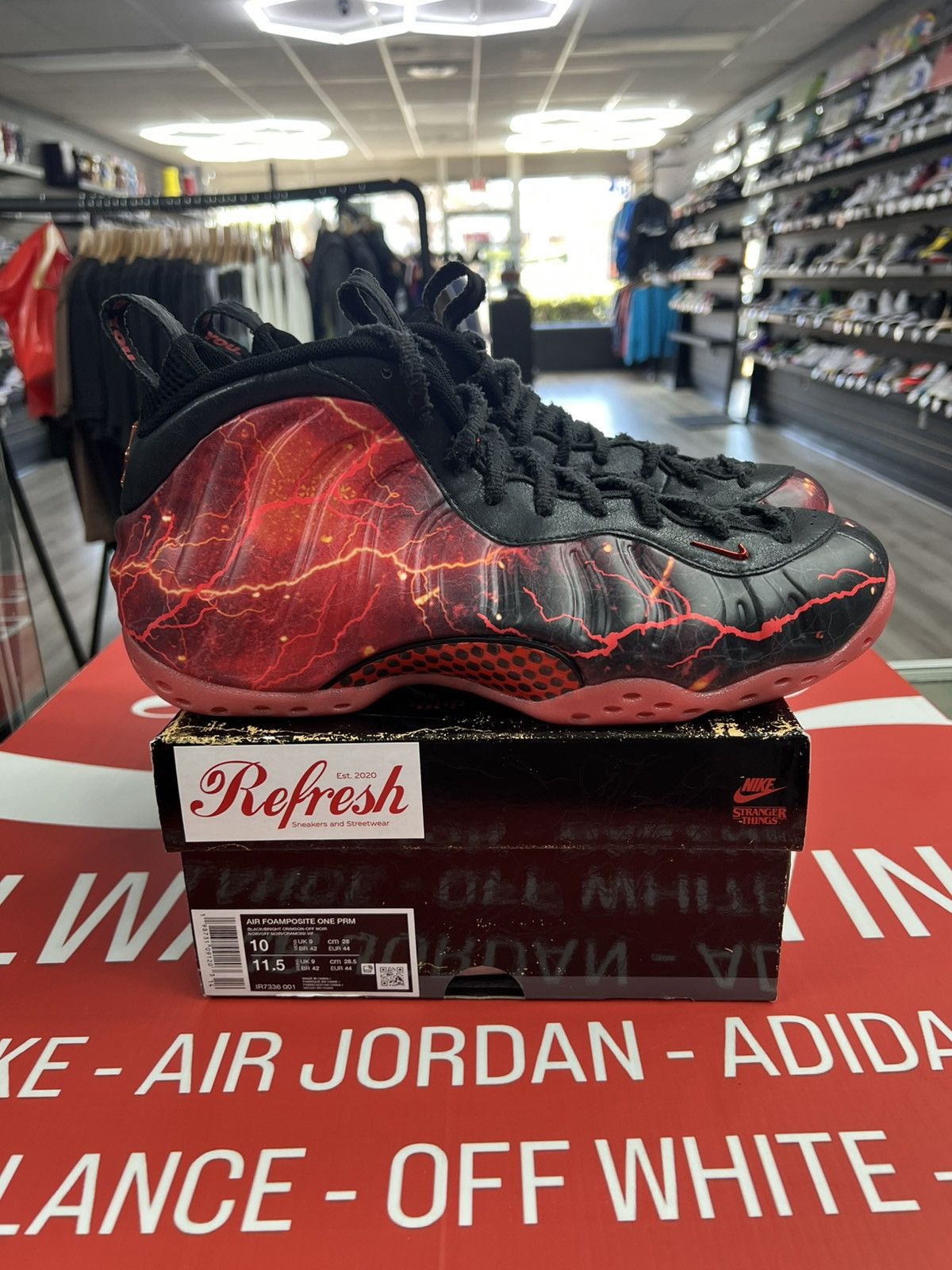 Nike Nike Air Foamposite One Stanger Things Size 10 Size US 10 / EU 43 - 1 Thumbnail