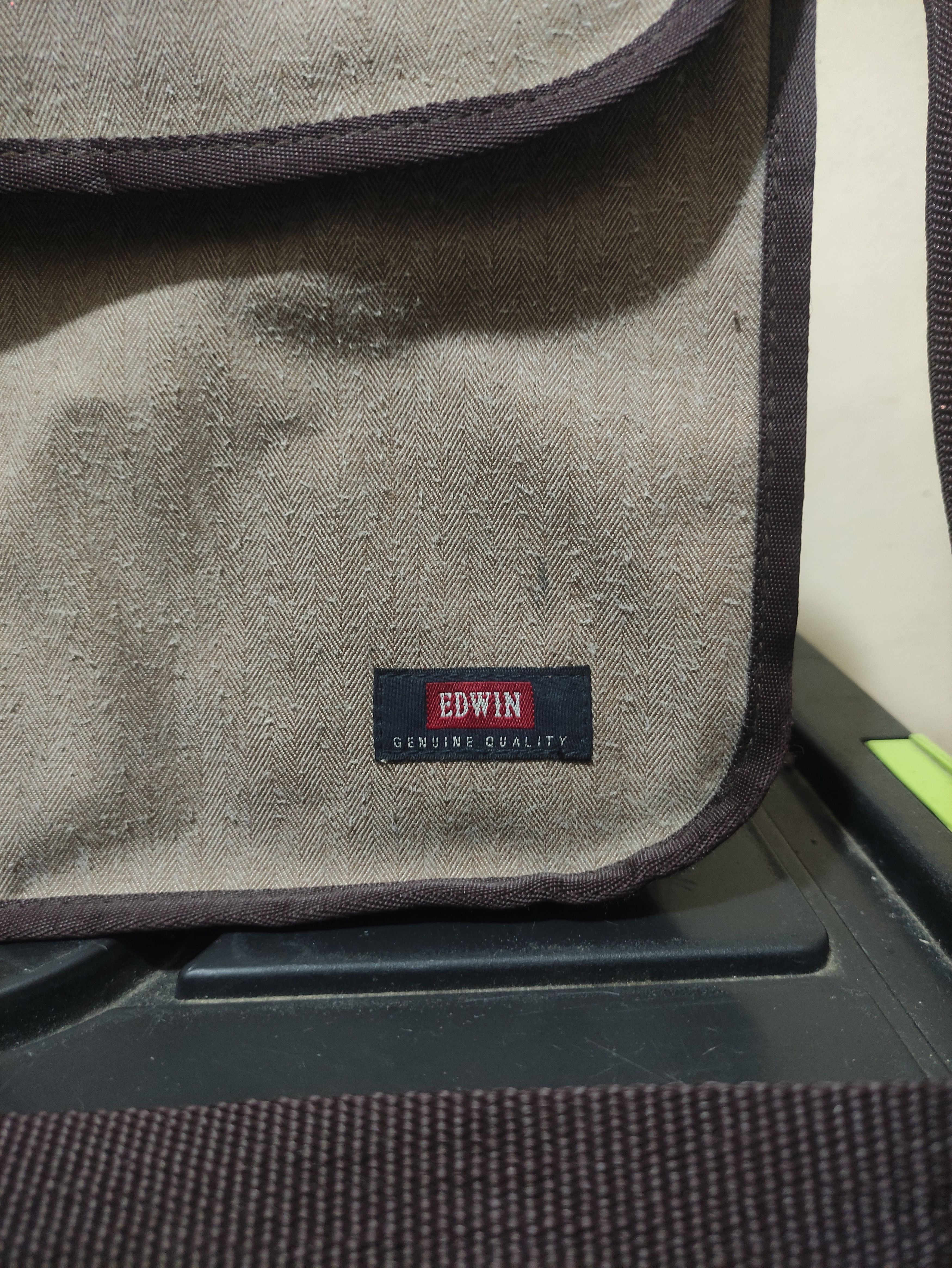 Edwin × Japanese Brand × Vintage Vintage Edwin Sling Bag Size ONE SIZE - 5 Thumbnail