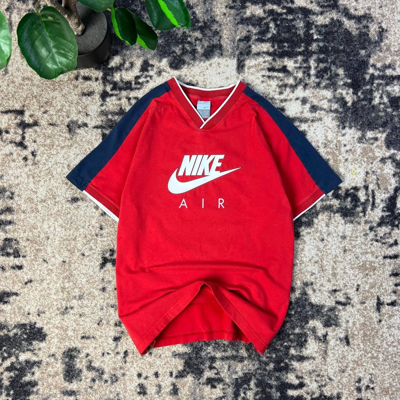 Nike Nike Air Vintage Y2K Big 3D Logo T-Shirt Streetwear 90s 1TS6 Size US M / EU 48-50 / 2 - 1 Thumbnail