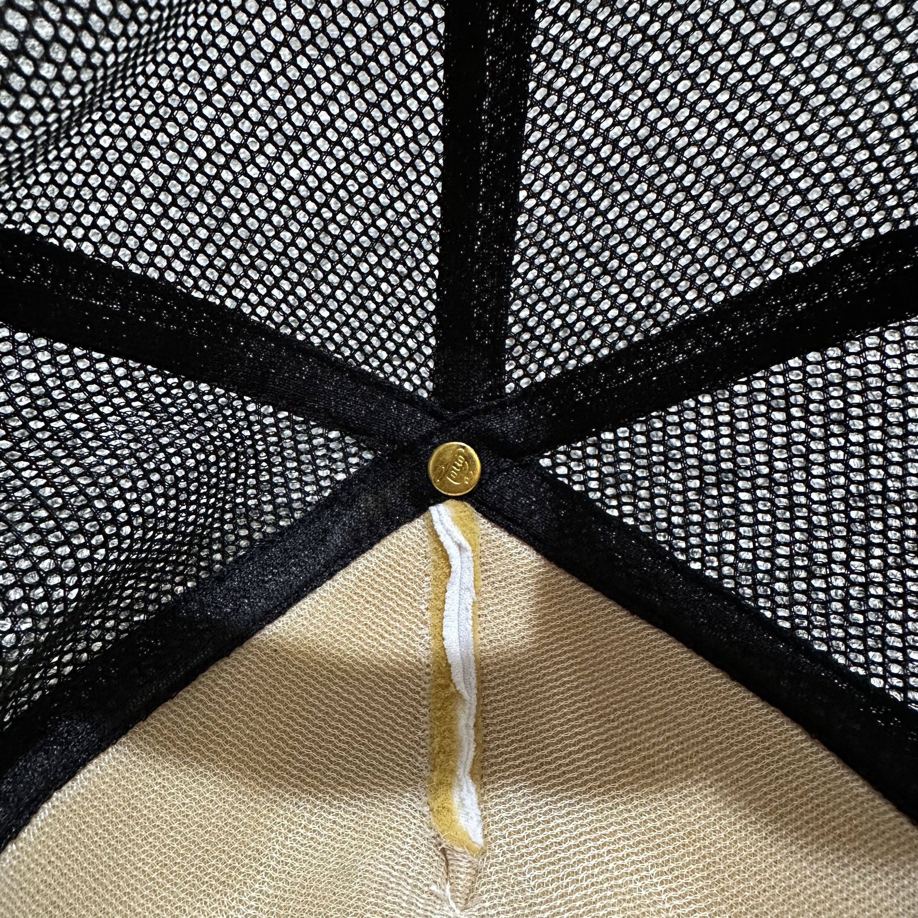 FUCT × Japanese Brand Vintage FUCT Skateboards Ford Logo Trucker Hat Size ONE SIZE - 4 Thumbnail