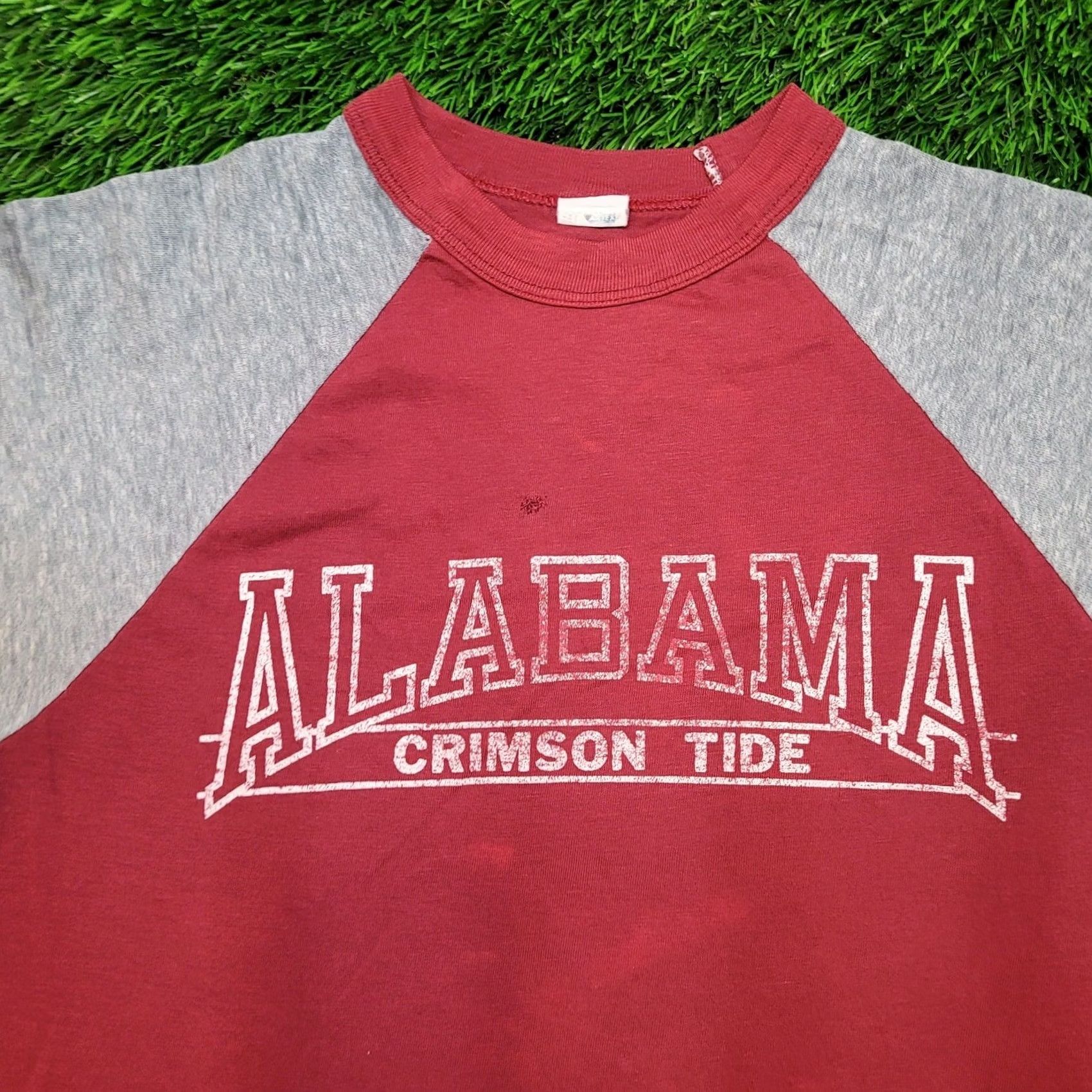 Vintage VTG 80s Alabama Crimson Tide T-Shirt Mens XS Womens S Raglan - Artex Tee, Red, 50/50, Single Stitch, USA Made, 80s Football College Shirt Size XS / US 0-2 / IT 36-38 - 2 Thumbnail