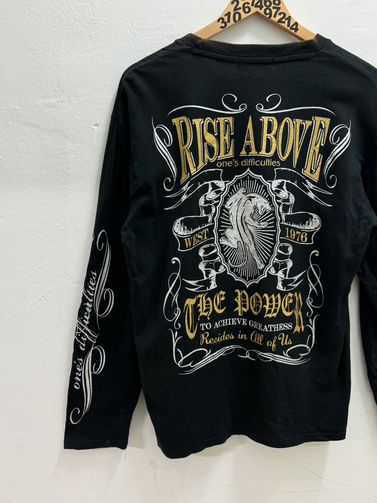 Japanese Brand RISE ABOVE ONE DIFFICULTIES TO ARCHIEVE GREATNESS TEE Size US M / EU 48-50 / 2 - 3 Thumbnail