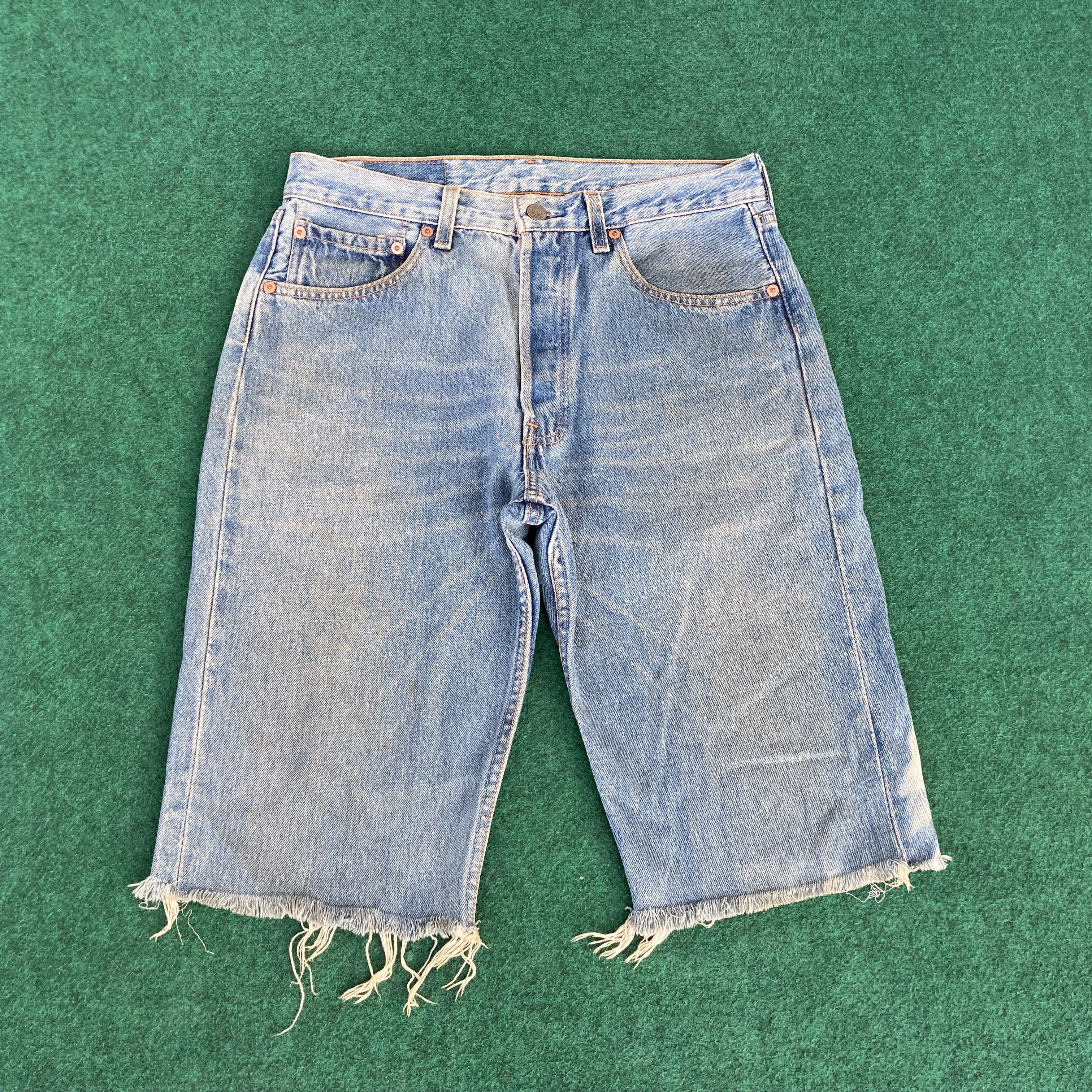 Levi's 30x12.5 Vintage Levis 501 Short Sz 30 Jorts Jeans Size US 30 / EU 46 - 1 Thumbnail
