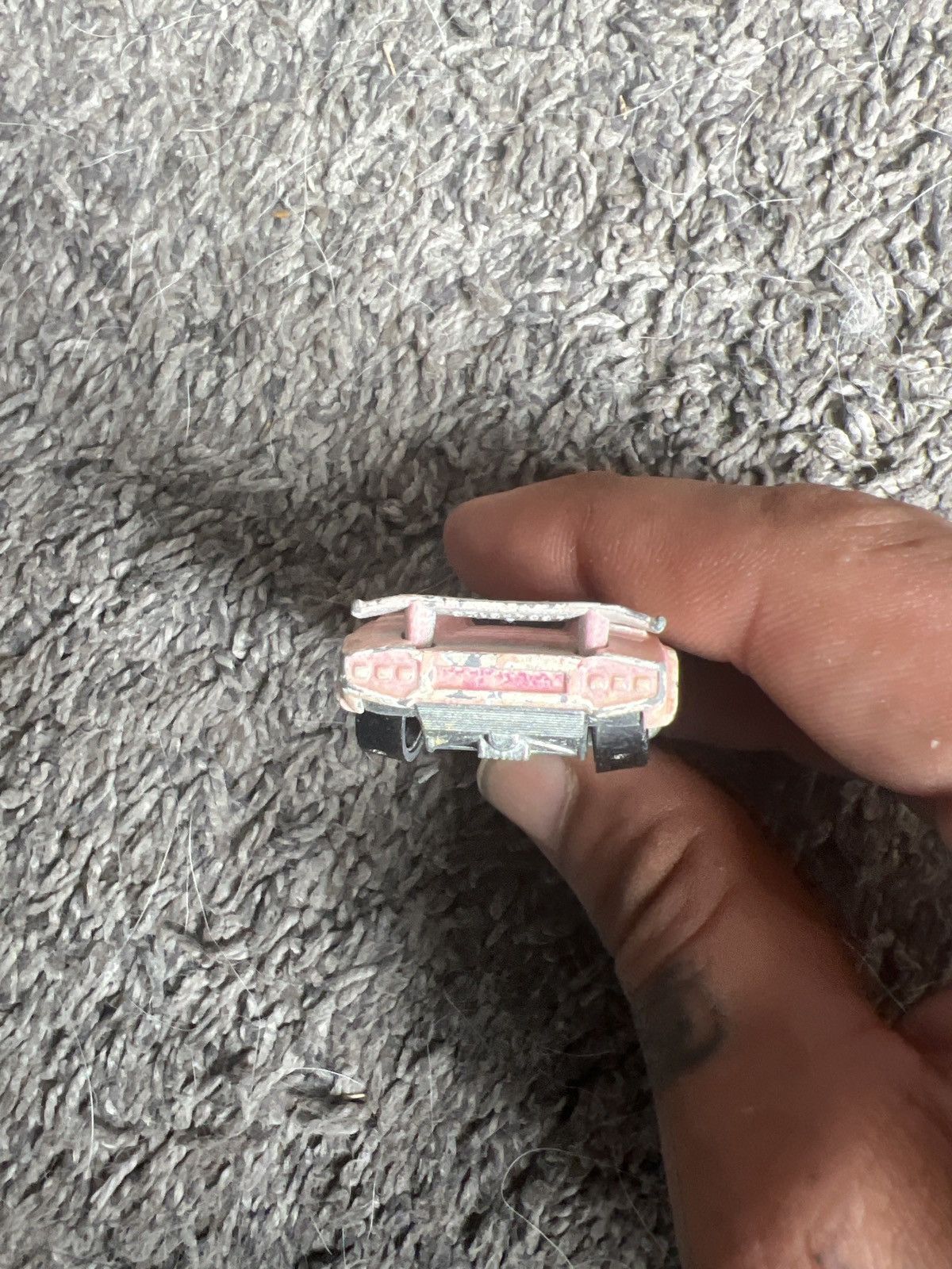 Lamborghini 1987 Mattel Hot Wheels Lamborghini Countach Size ONE SIZE - 5 Thumbnail