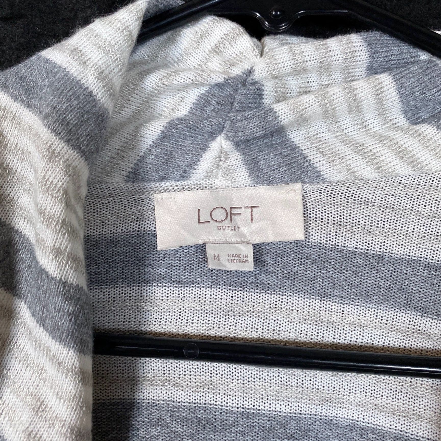 Loft LOFT Outlet Womens Top White Gray Deep V Neck Wrap Long Sleeve Stretch M Shirt Blouse Womens Casual Workwear Size M / US 6-8 / IT 42-44 - 4 Thumbnail