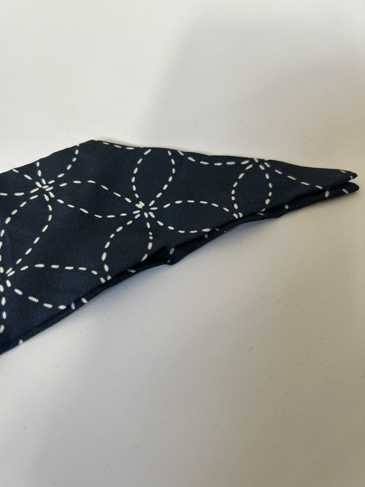 Kith Geometric Stitch Silk Tie Scarf - Nocturnal Size ONE SIZE - 4 Thumbnail