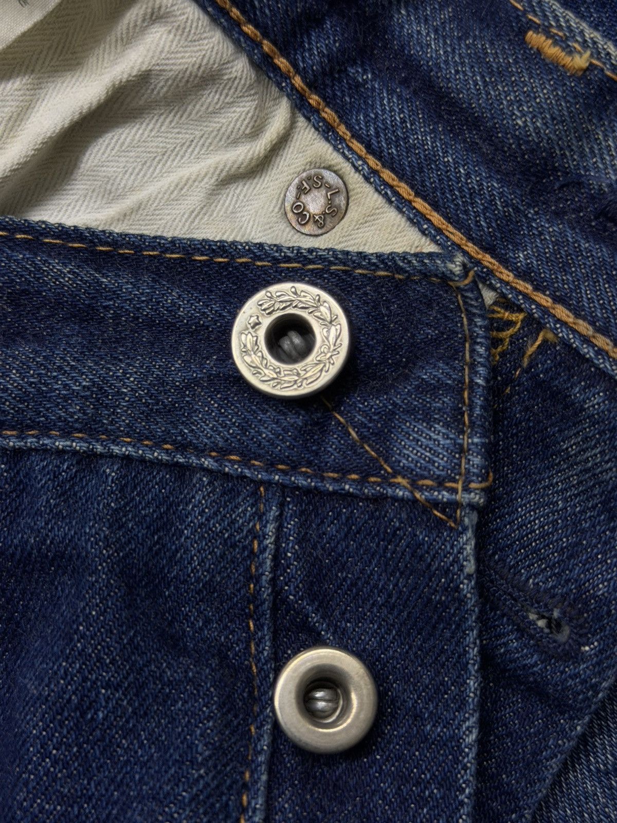 Levi's Vintage Clothing Vintage Levi’s LVC S501XX (1944) WWII Repro Big E Selvedge Size US 29 - 12 Thumbnail