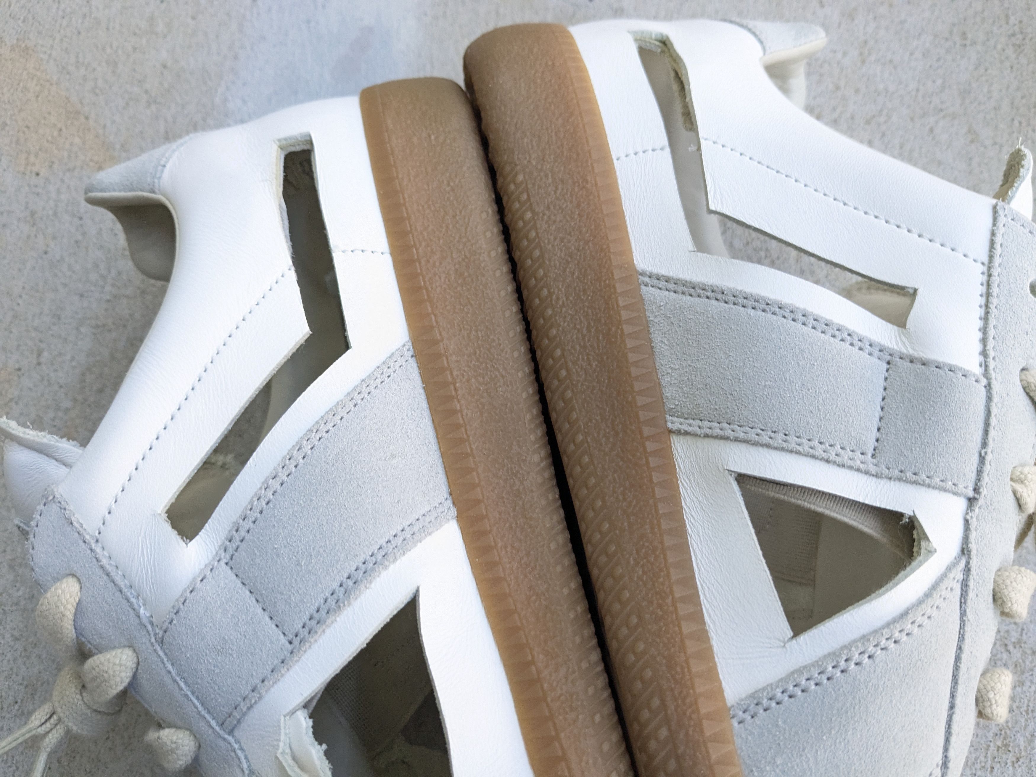 Maison Margiela Maison Margiela GAT White Gray 9 42 Leather Suede Low Tops Size US 9 / EU 42 - 14 Thumbnail