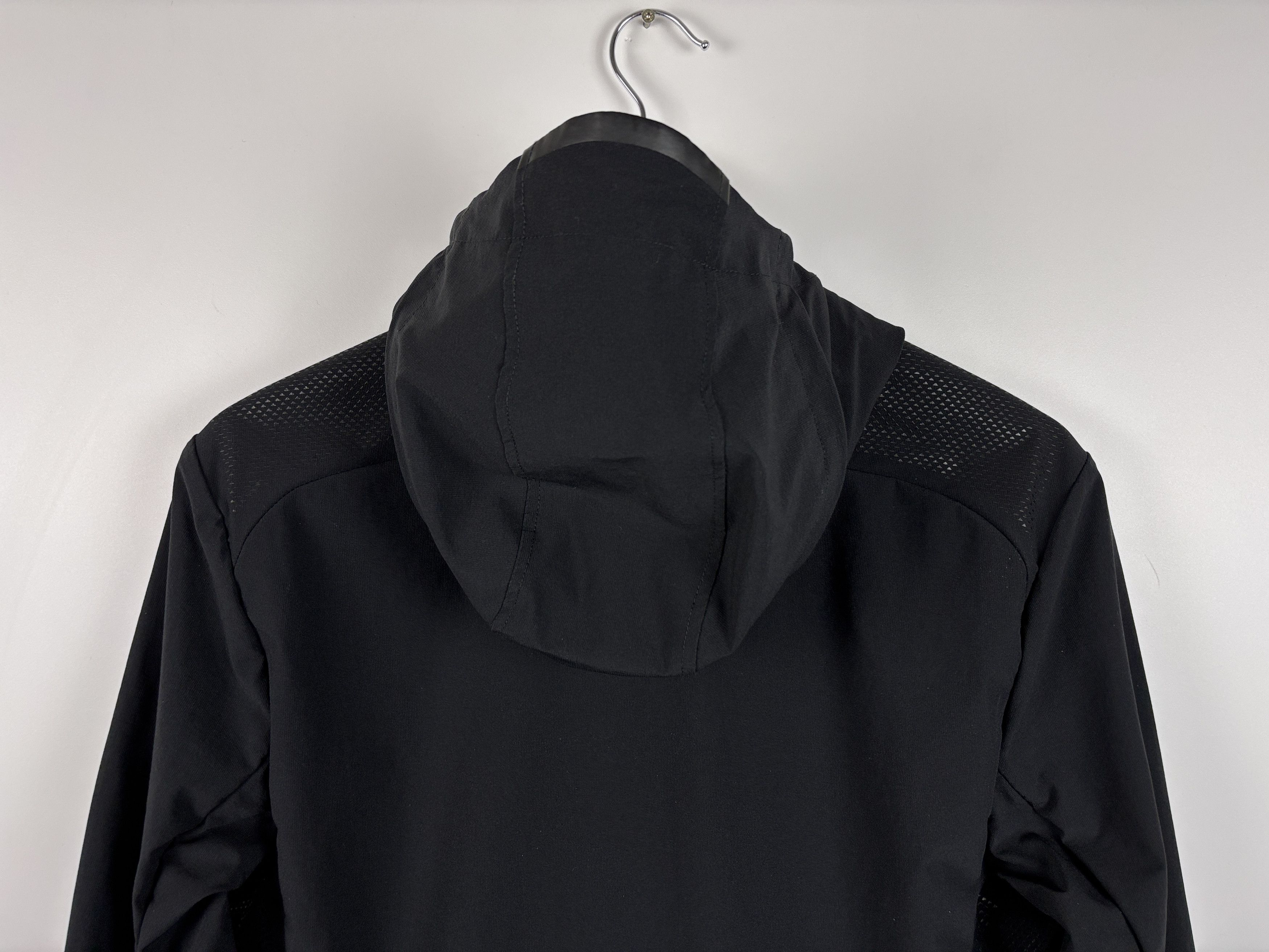 Other Mens Monterrain Hooded Jacket Windbreaker Black Size M Size US M / EU 48-50 / 2 - 5 Thumbnail