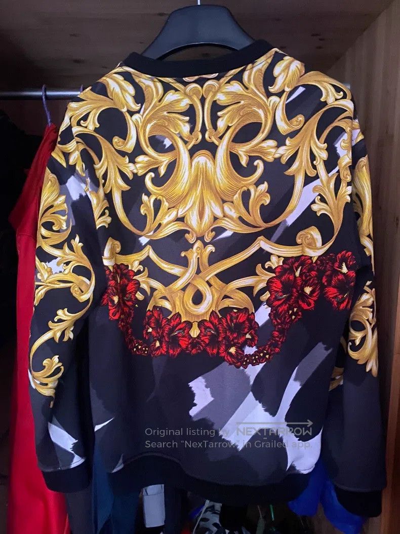 Versace Versace Classic black gold baroque vine pattern sweatshirt Size US S / EU 44-46 / 1 - 2 Thumbnail