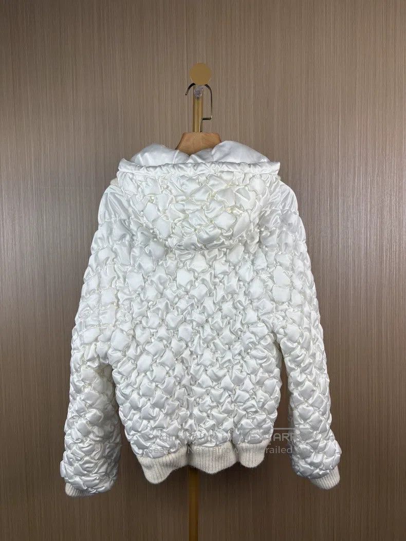 Chanel Chanel Ski Series White Diamond Satin Hooded Jacket Size XS / US 0-2 / IT 36-38 - 2 Thumbnail