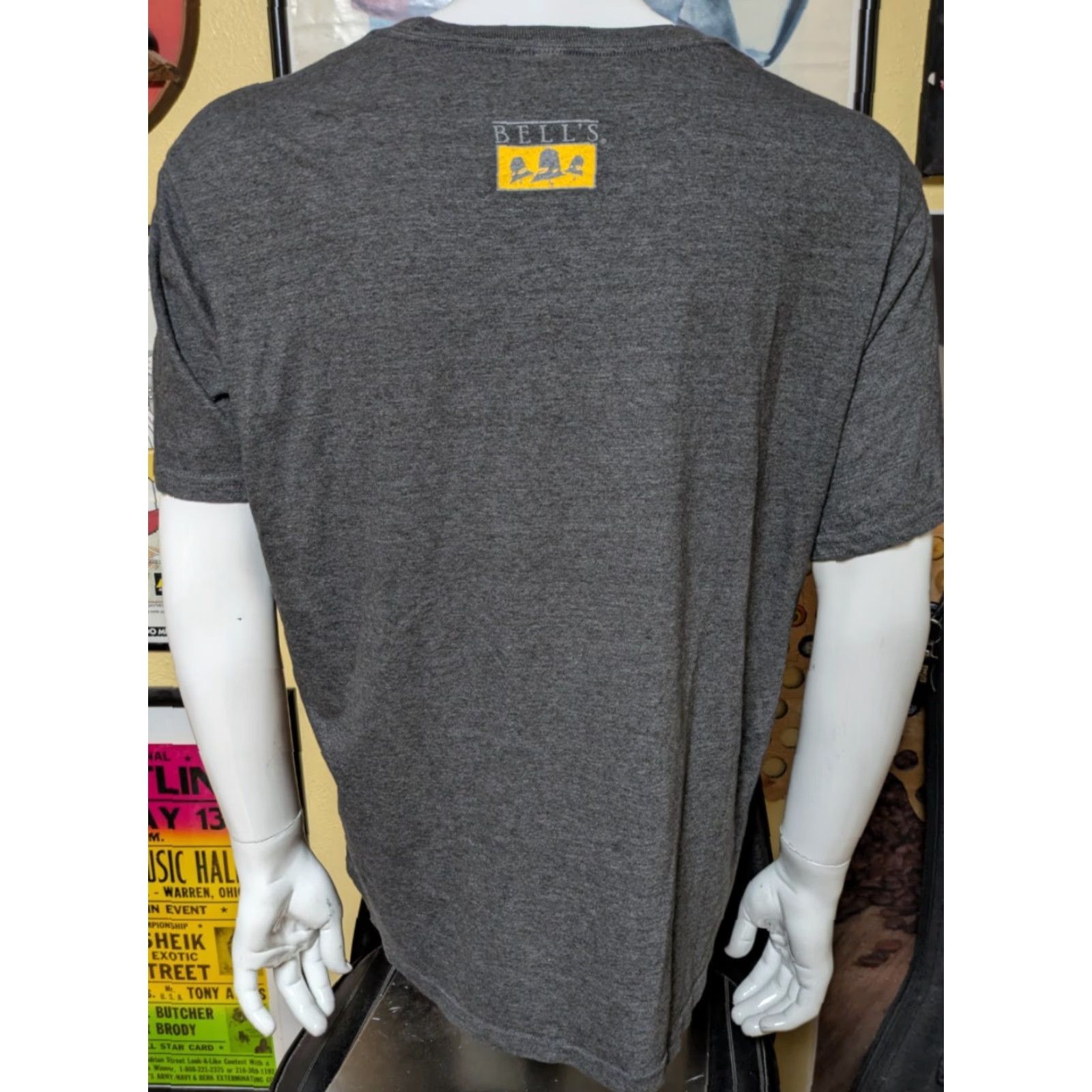 Vintage VINTAGE Bell's Oberon Ale T Shirt Kalamazoo MI Gray XL Men Short Sleeve Crew Neck Graphic Tee Beer Running District 50.50 Size US XL / EU 56 / 4 - 3 Thumbnail