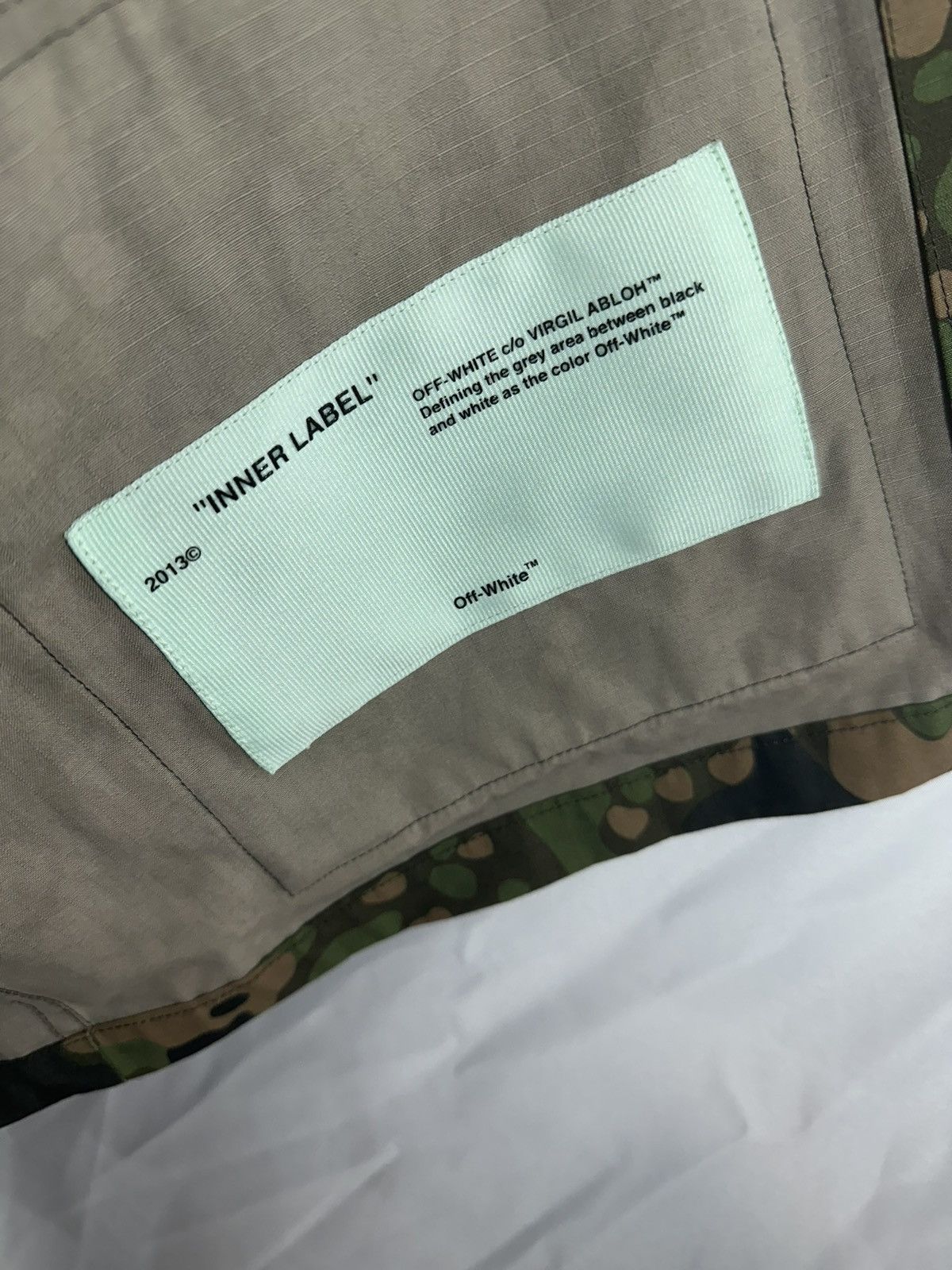 Off-White OFF WHITE CAMO JACKET Size US XL / EU 56 / 4 - 15 Thumbnail