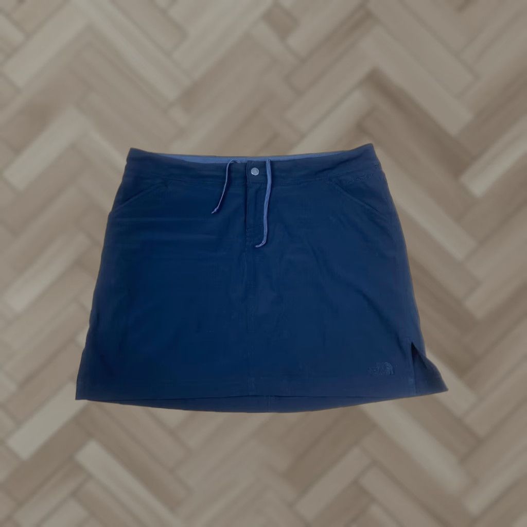 The North Face VINTAGE The North Face Skirt Skort Womens 10 Black Outdoor Hiking Camping 9153 Womens Size 32" / US 10 / IT 46 - 1 Thumbnail