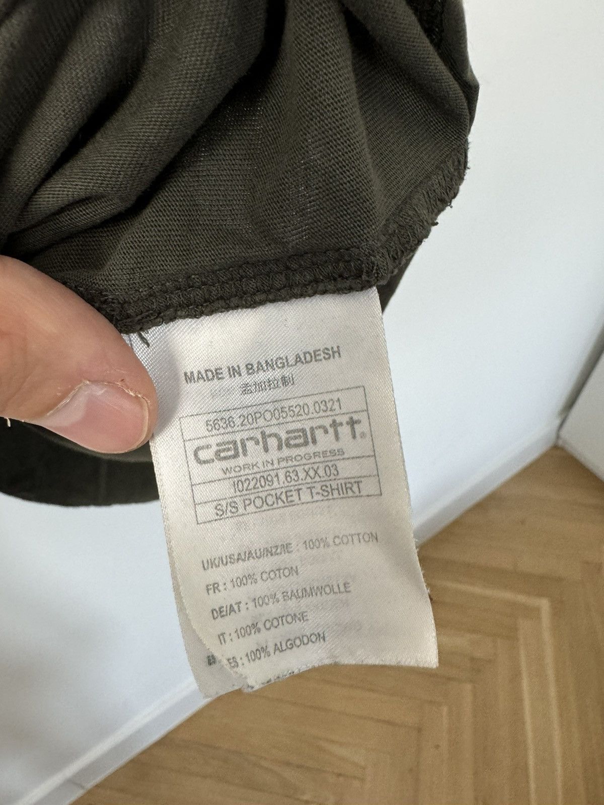 Carhartt Vintage Y2k Carhartt Classic Logo Skate Pocket Tee Workwear Size US XL / EU 56 / 4 - 4 Thumbnail