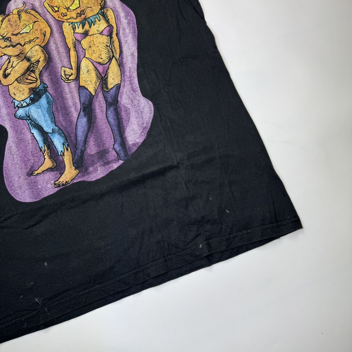 Band Tees Vintage 00’ Helloween Band Tee Size US XL / EU 56 / 4 - 5 Thumbnail