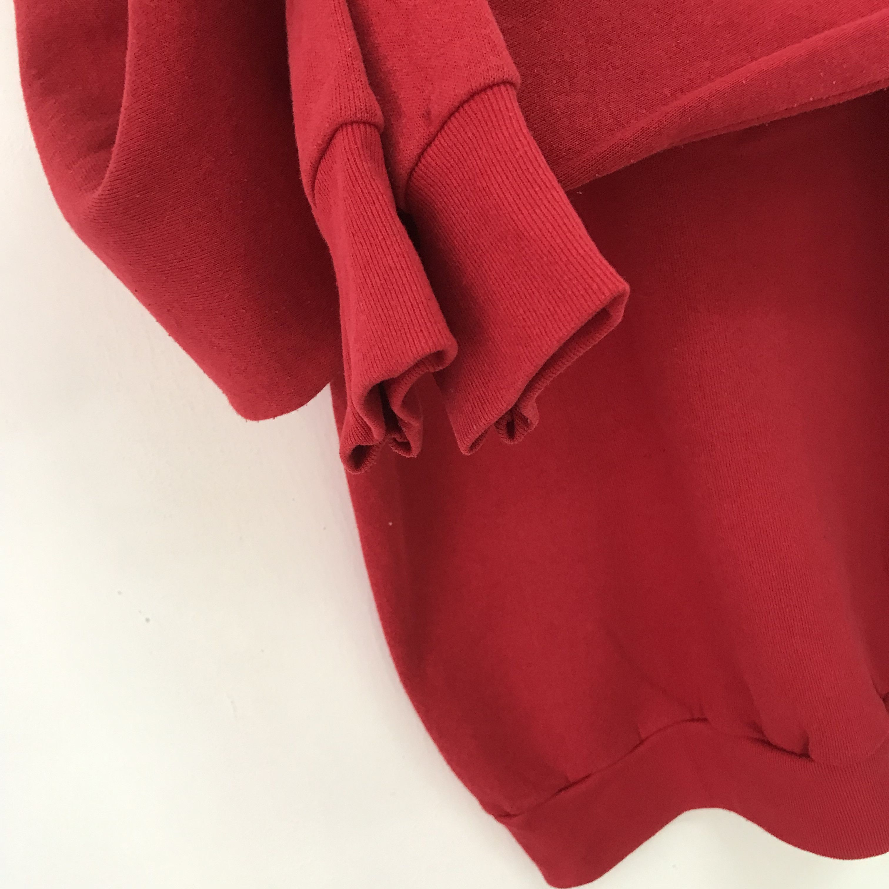 Japanese Brand Vintage Snowman Graphic Red Sweatshirt-63 Size US XL / EU 56 / 4 - 5 Thumbnail