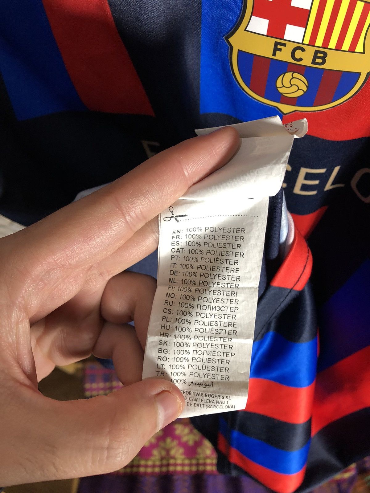 Vintage VERY RARE FC BARCELONA SPAIN RETRO SOCCER JERSEY BLOKE Y2Kq Size US S / EU 44-46 / 1 - 3 Thumbnail