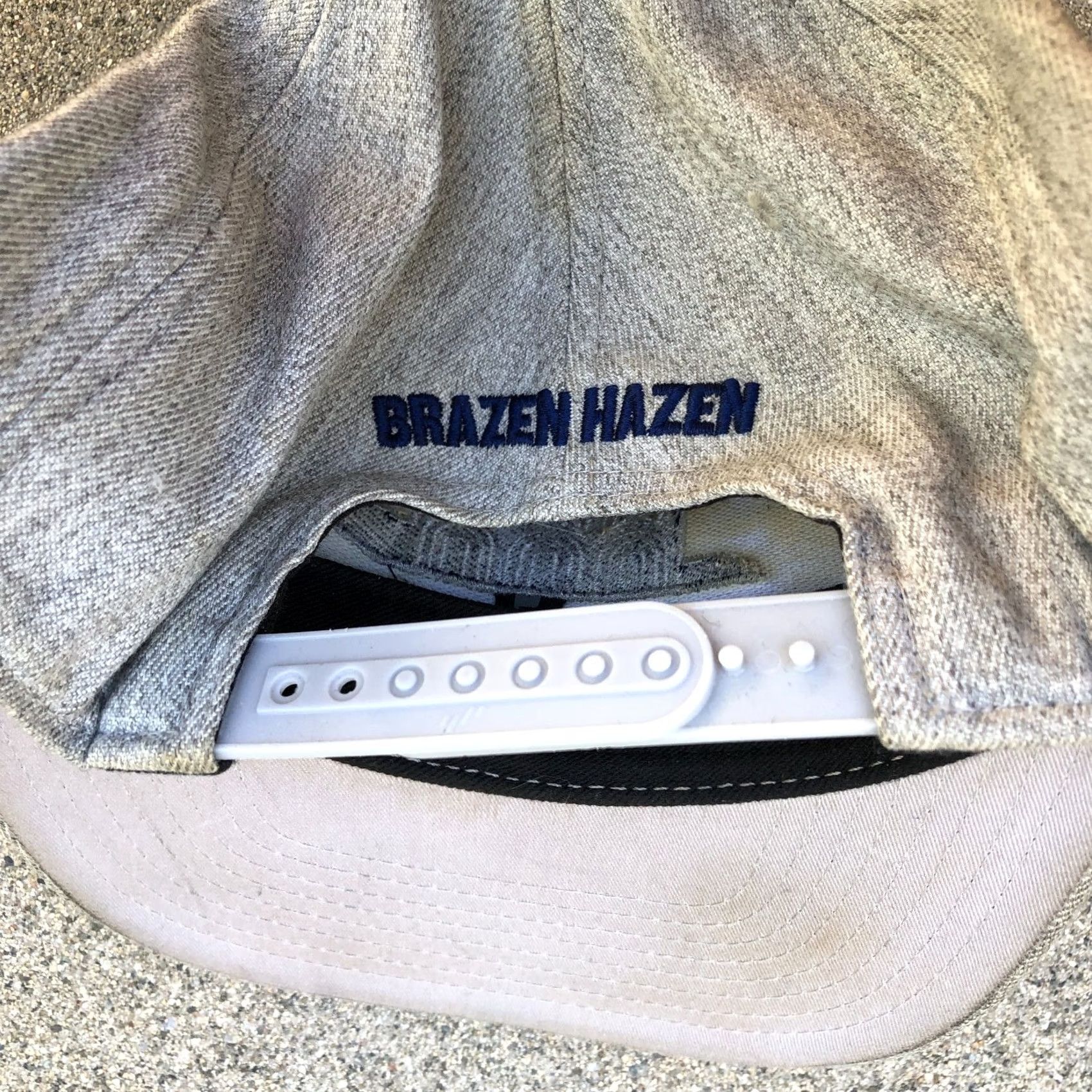 Vintage YUPOONG Brazen Hazen Kona Coffee Grey Wool Blend Snapback Hat Men's One Size Grey Wool Blend Cap Size ONE SIZE - 5 Thumbnail