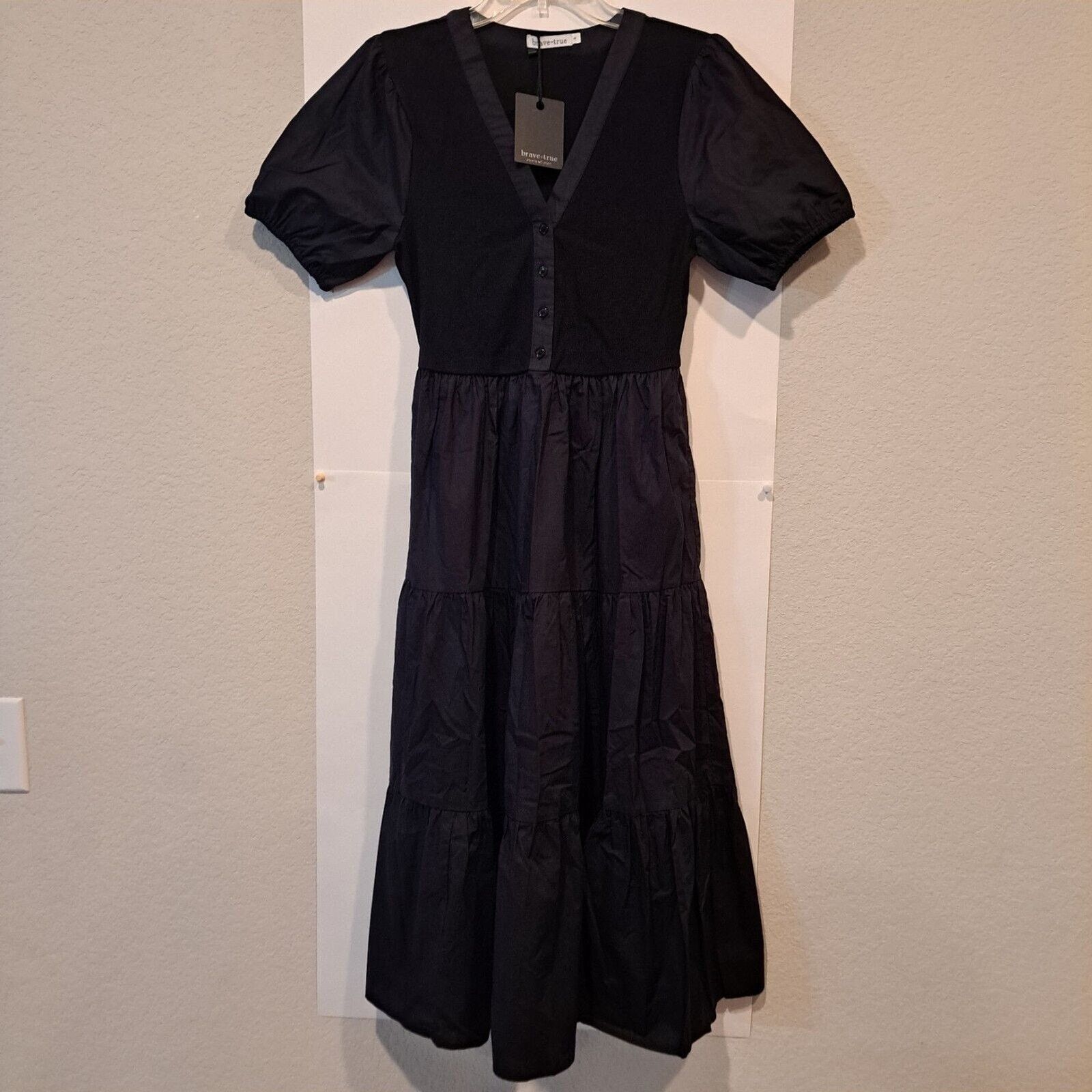 Other Brave & True Bella Goes North V-Neck Midi Dress Black Sz S Size S / US 4 / IT 40 - 7 Thumbnail