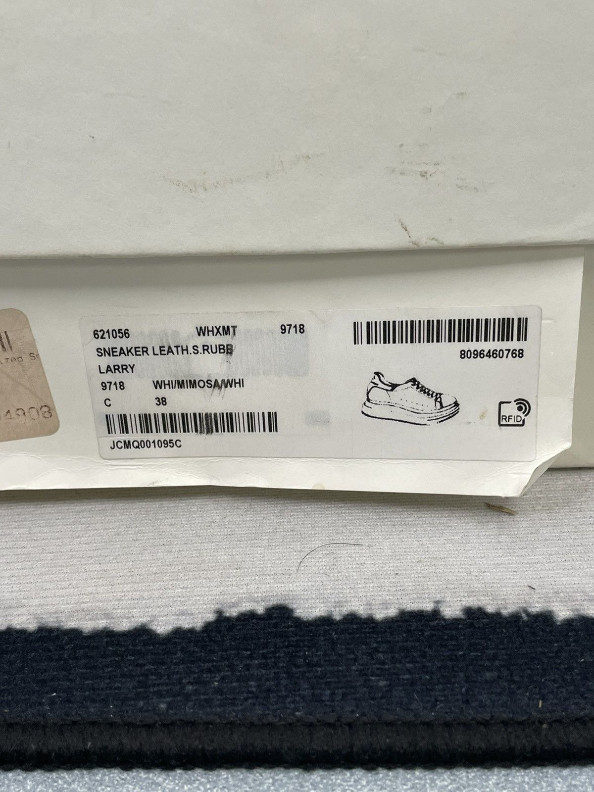 Alexander McQueen Alexander McQueen Oversized Sneaker Size US 7.5 / IT 37.5 - 2 Thumbnail