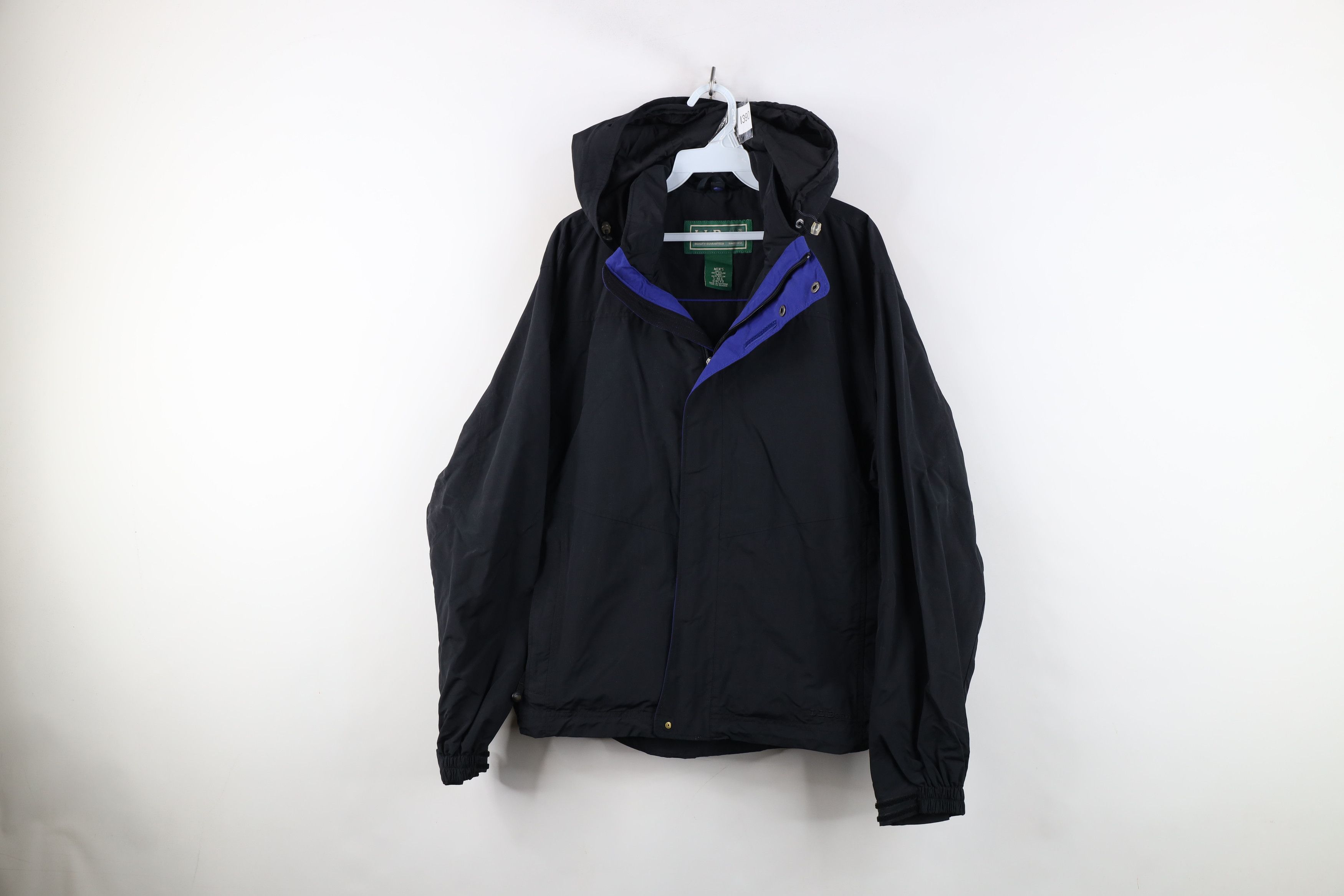 L.L. Bean Vintage LL Bean Waterproof Hooded Rain Bomber Jacket Black Size US S / EU 44-46 / 1 - 1 Thumbnail