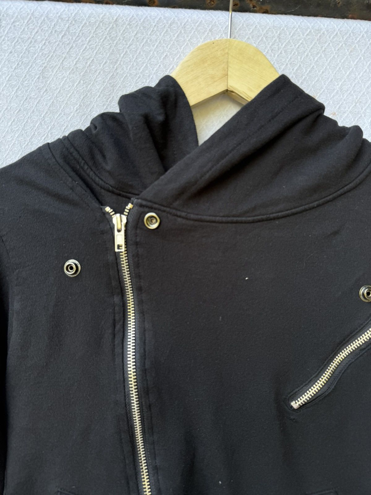 Hysteric Glamour Assymetrical Zipper Black Hoodie Ifsixwasnine Styled Size US S / EU 44-46 / 1 - 5 Thumbnail