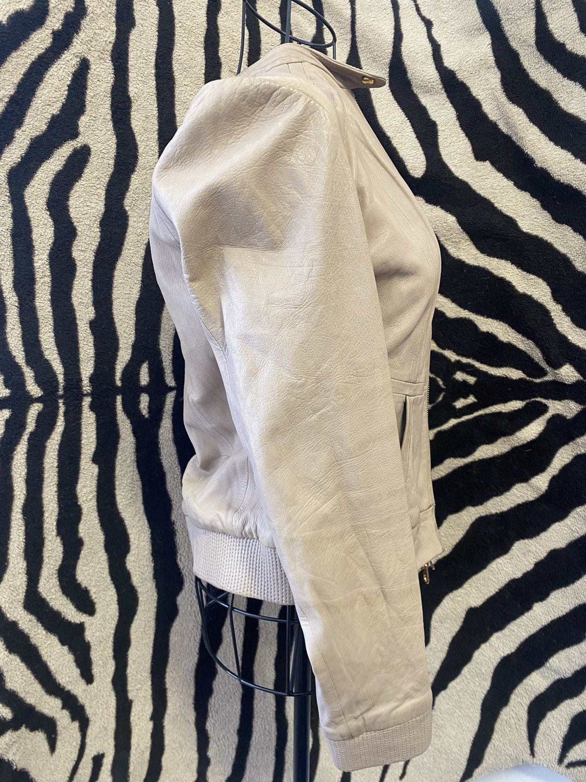 Karen Millen White cream slim viscose leather jacket Size S / US 4 / IT 40 - 5 Thumbnail