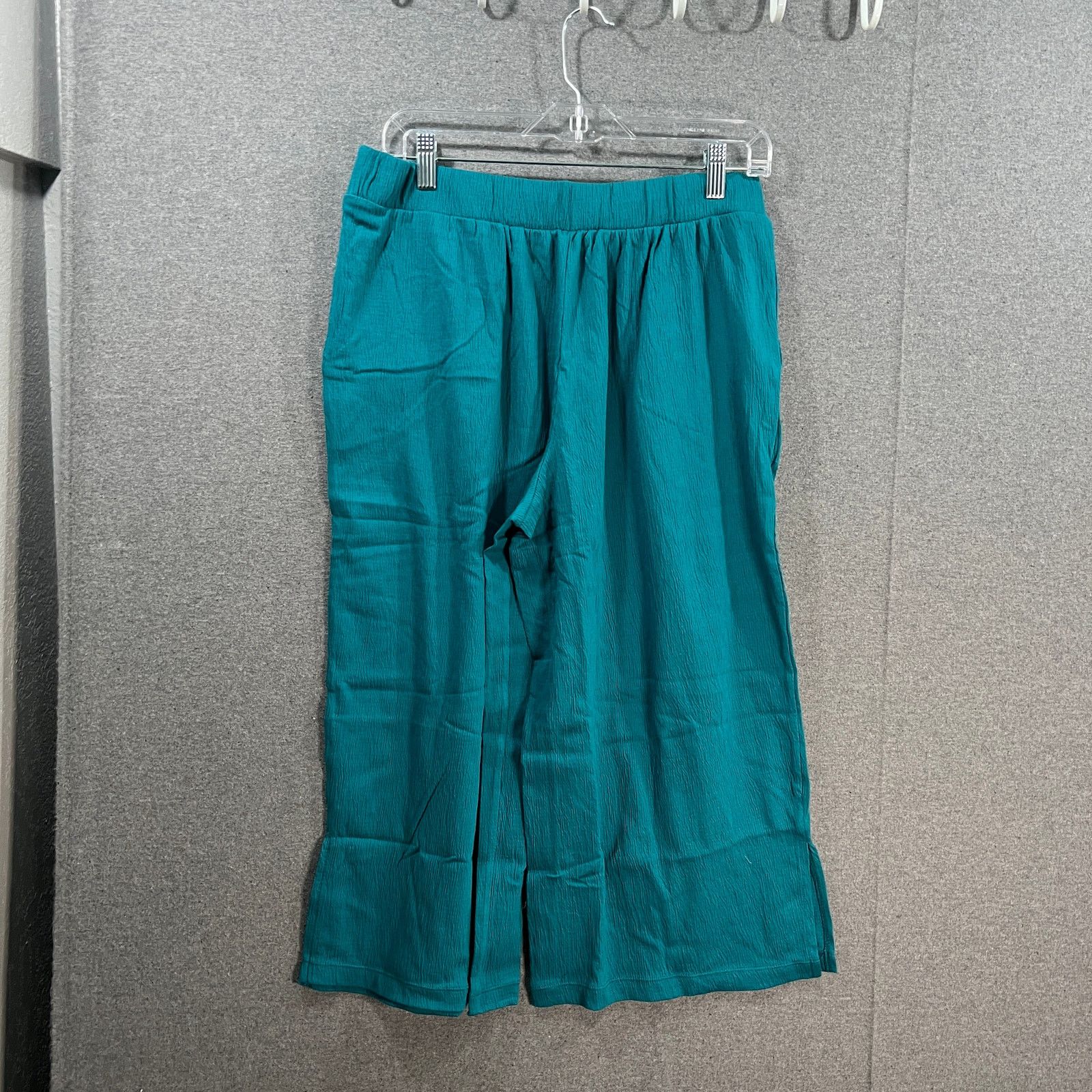 Other Cuddl Duds Crinkle Jersey Cropped Pants Deep Lake, Medium Size 30" / US 8 / IT 44 - 1 Thumbnail