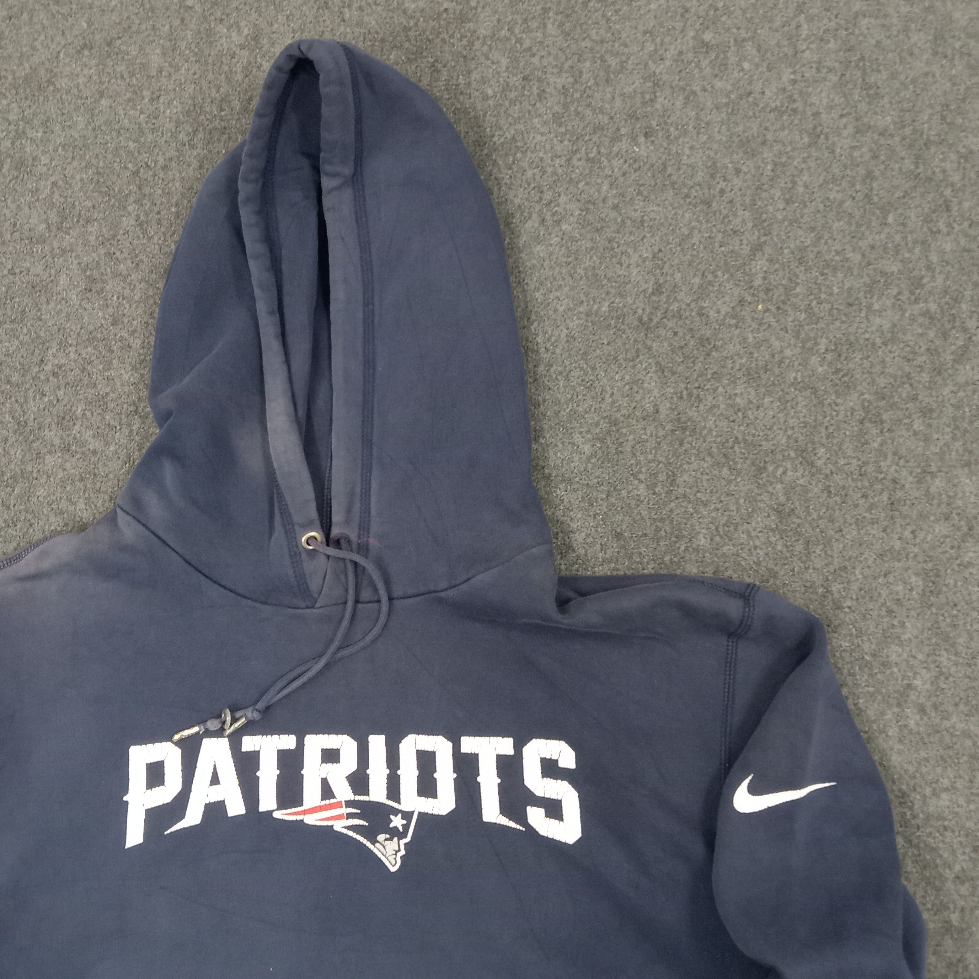 NFL × Nike × Vintage Nike Patriots American Football Team Hoodies Size US XXL / EU 58 / 5 - 2 Thumbnail