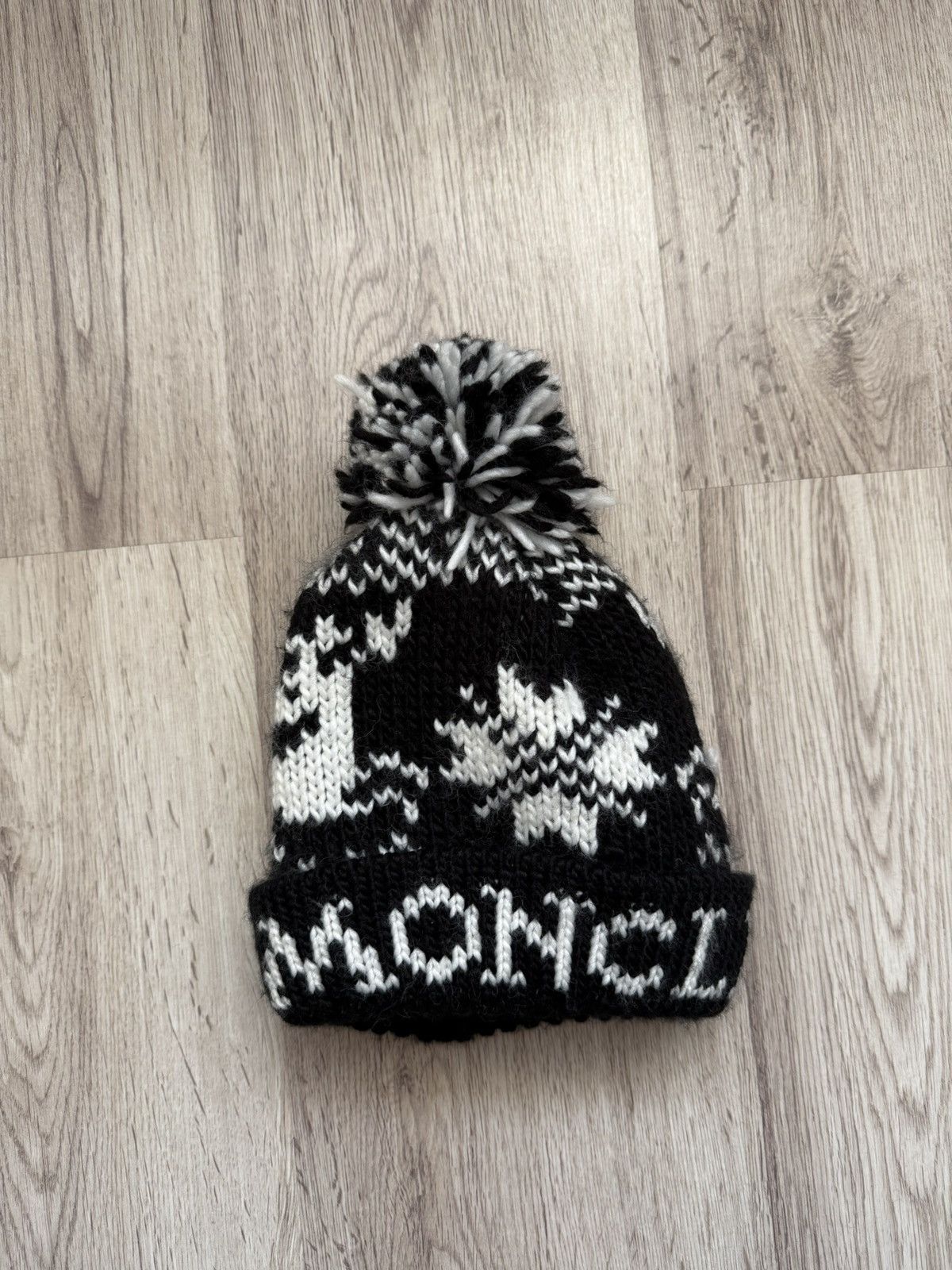 Moncler Moncler Logo Jacquard Pom Pom Hat Black White Wool Blend Size ONE SIZE - 1 Thumbnail