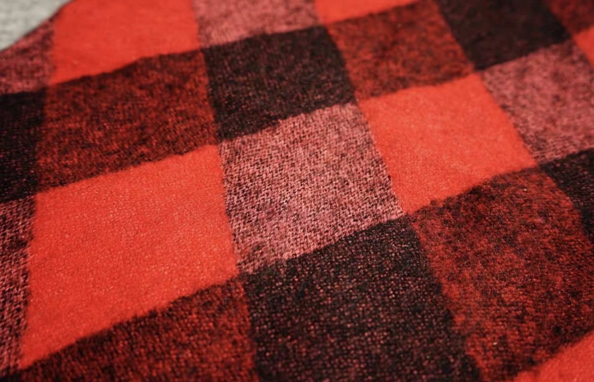 Yohji Yamamoto Yohji Yamamoto Red & Black Diamond Pattern Fringe Towel Size ONE SIZE - 5 Thumbnail