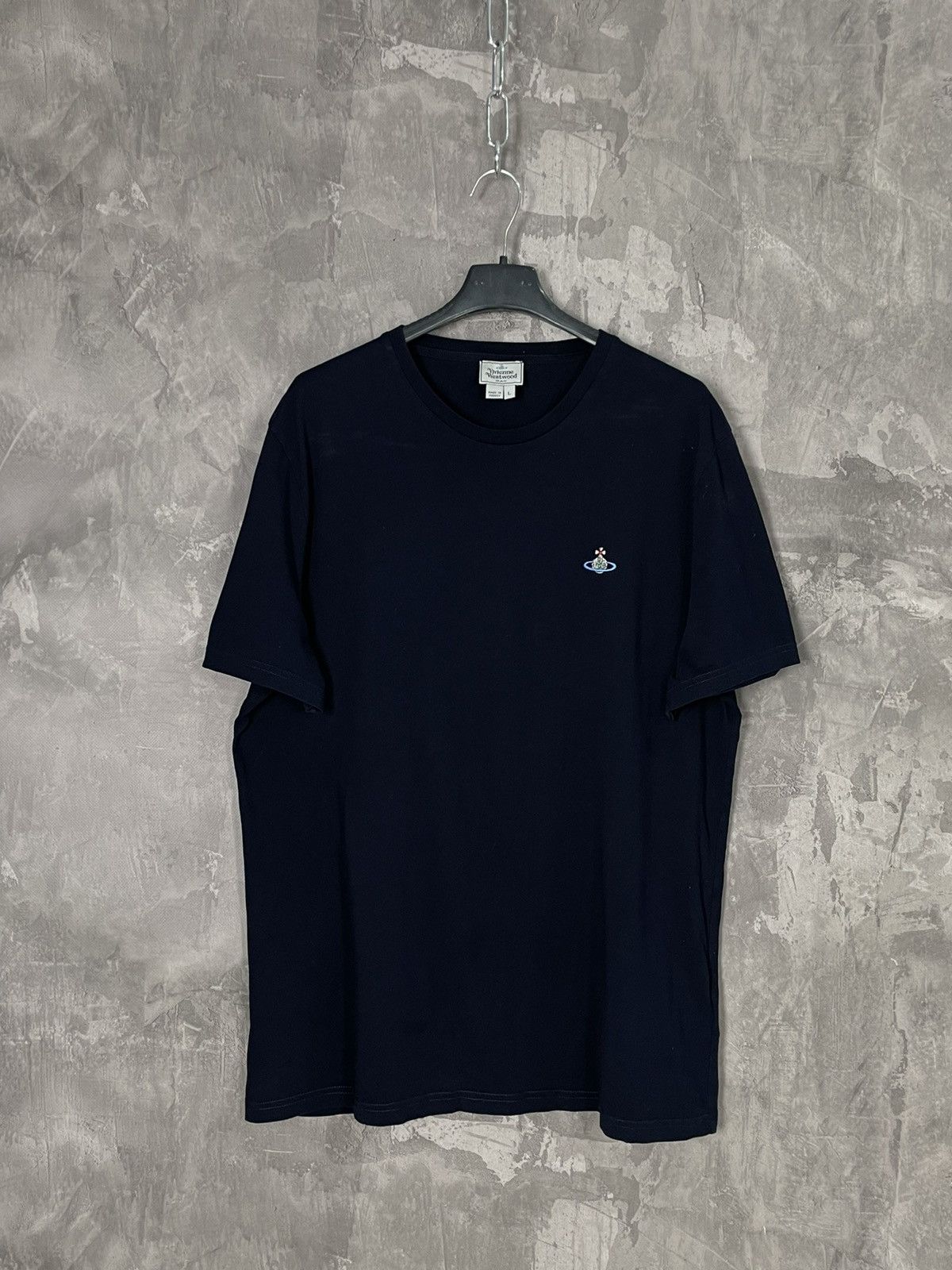 Vintage × Vivienne Westwood Vivienne Westwood Avant Garde Luxury Small Logo Navy t-shirt Size US L / EU 52-54 / 3 - 1 Thumbnail