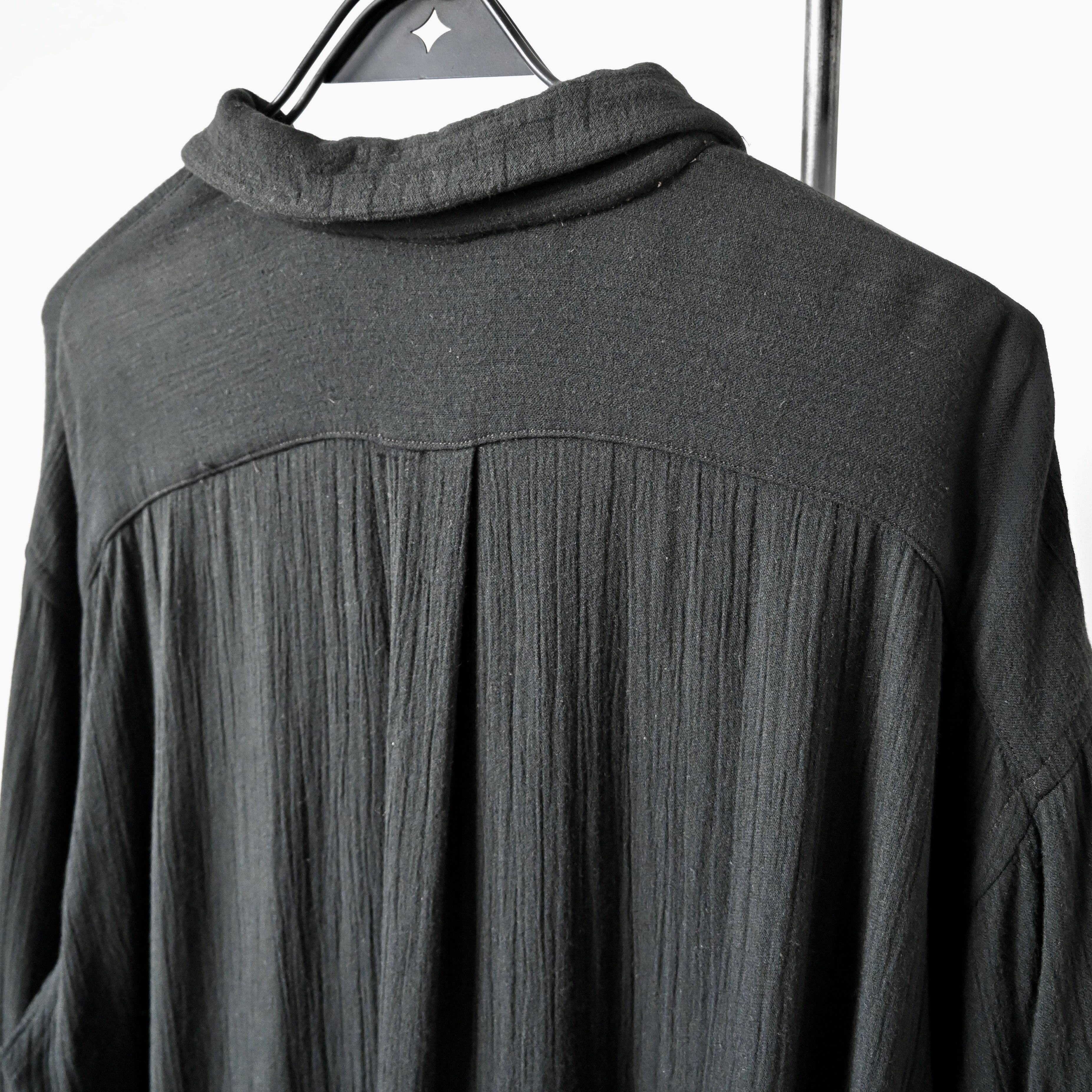 Dezert VTG 1980-90s Dezert black rayon x wool drapey shirt Size US L / EU 52-54 / 3 - 4 Thumbnail