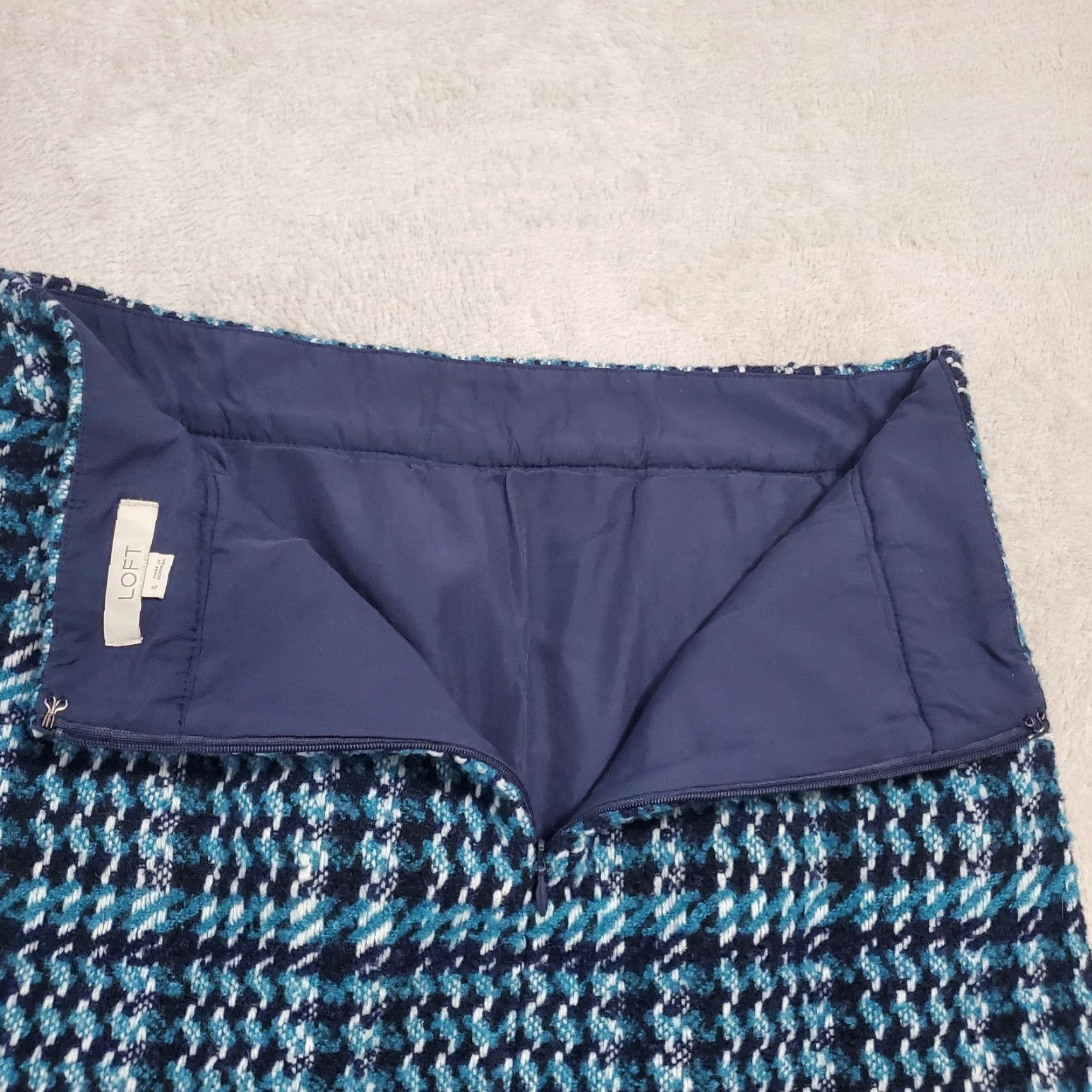 Loft VINTAGE Loft Mini Skirt Women 4 Blue Houndstooth Wool Blend Zip Pockets Academia Preppy Size 27" / US 4 / IT 40 - 5 Thumbnail
